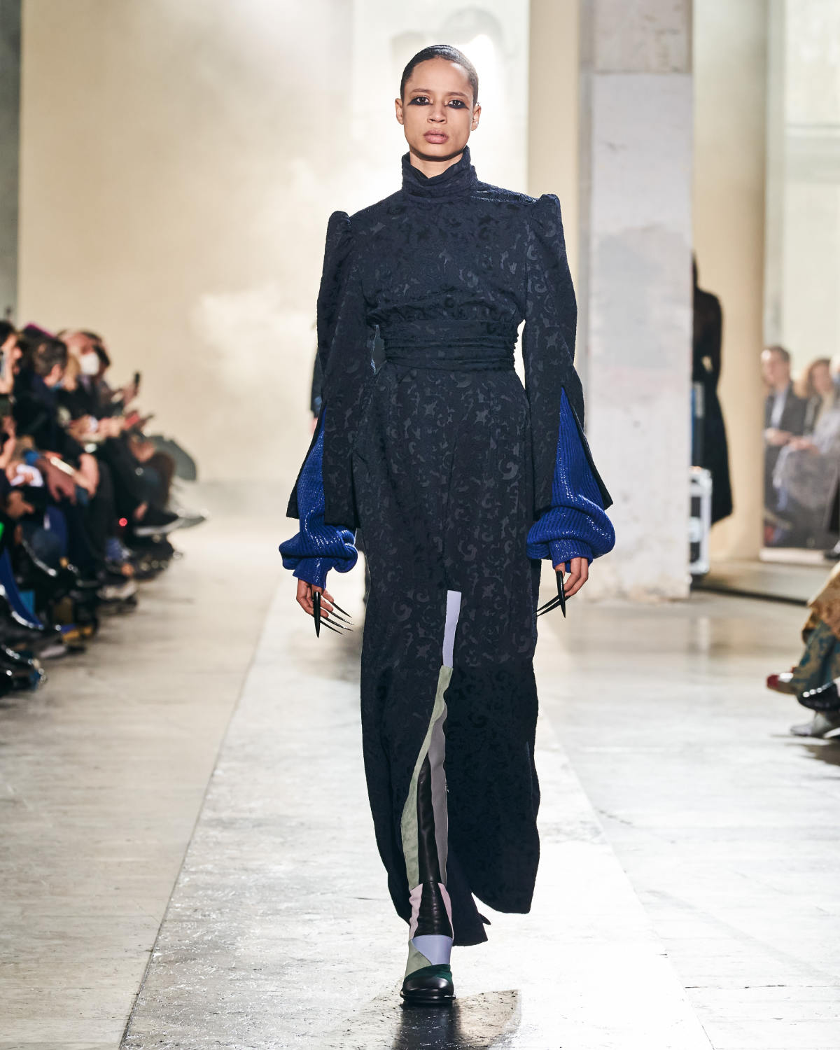 Rochas Presents Its New Autumn Winter 2022 Collection: Taking Flight