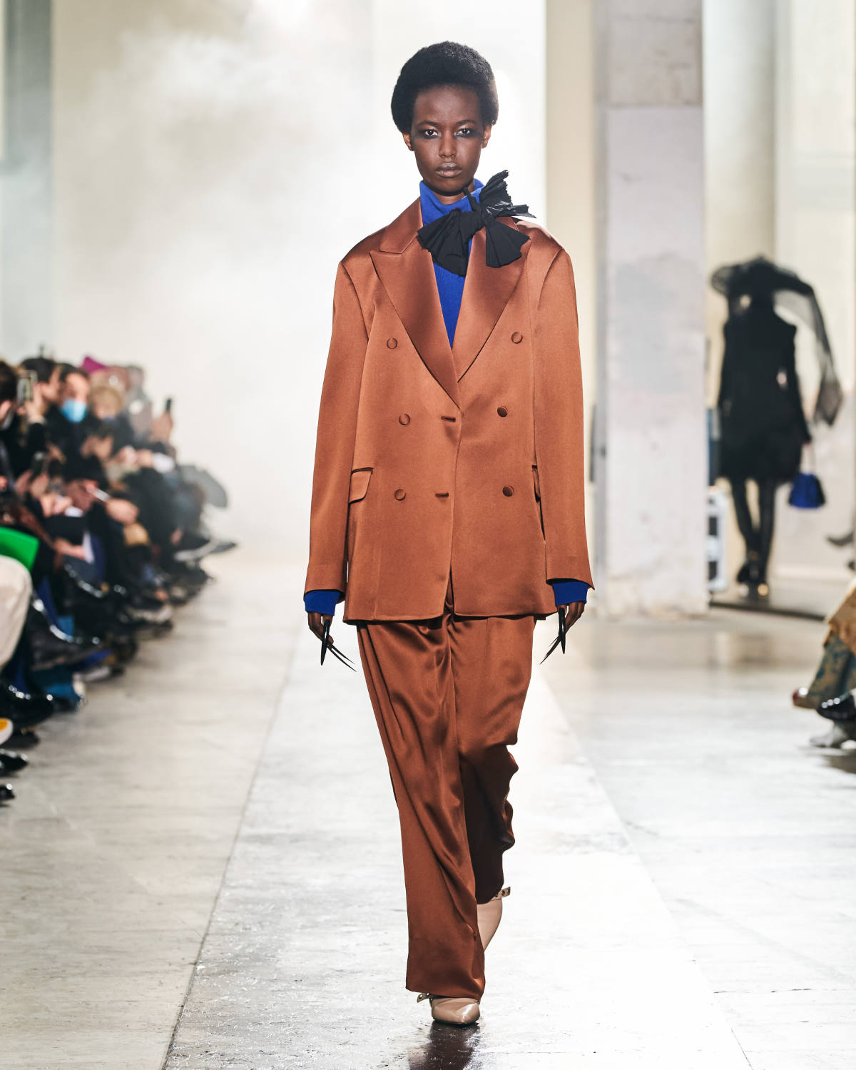 Rochas Presents Its New Autumn Winter 2022 Collection: Taking Flight