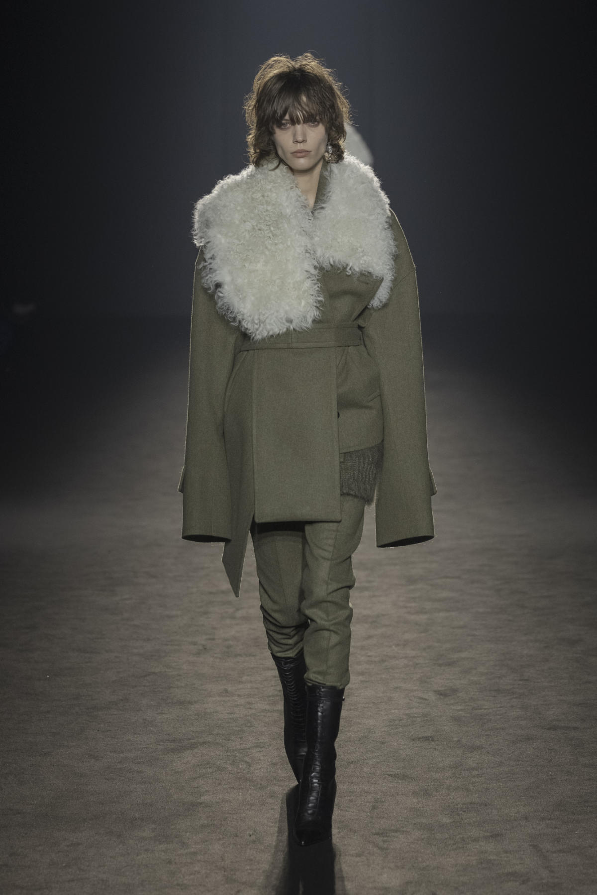 Ann Demeulemeester Presents Its New Fall/Winter 2024 Collection