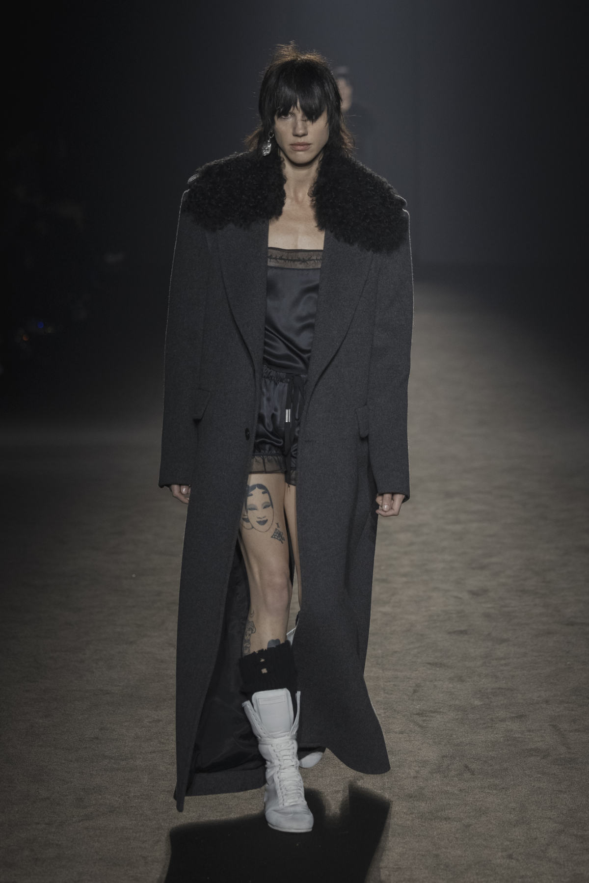 Ann Demeulemeester Presents Its New Fall/Winter 2024 Collection