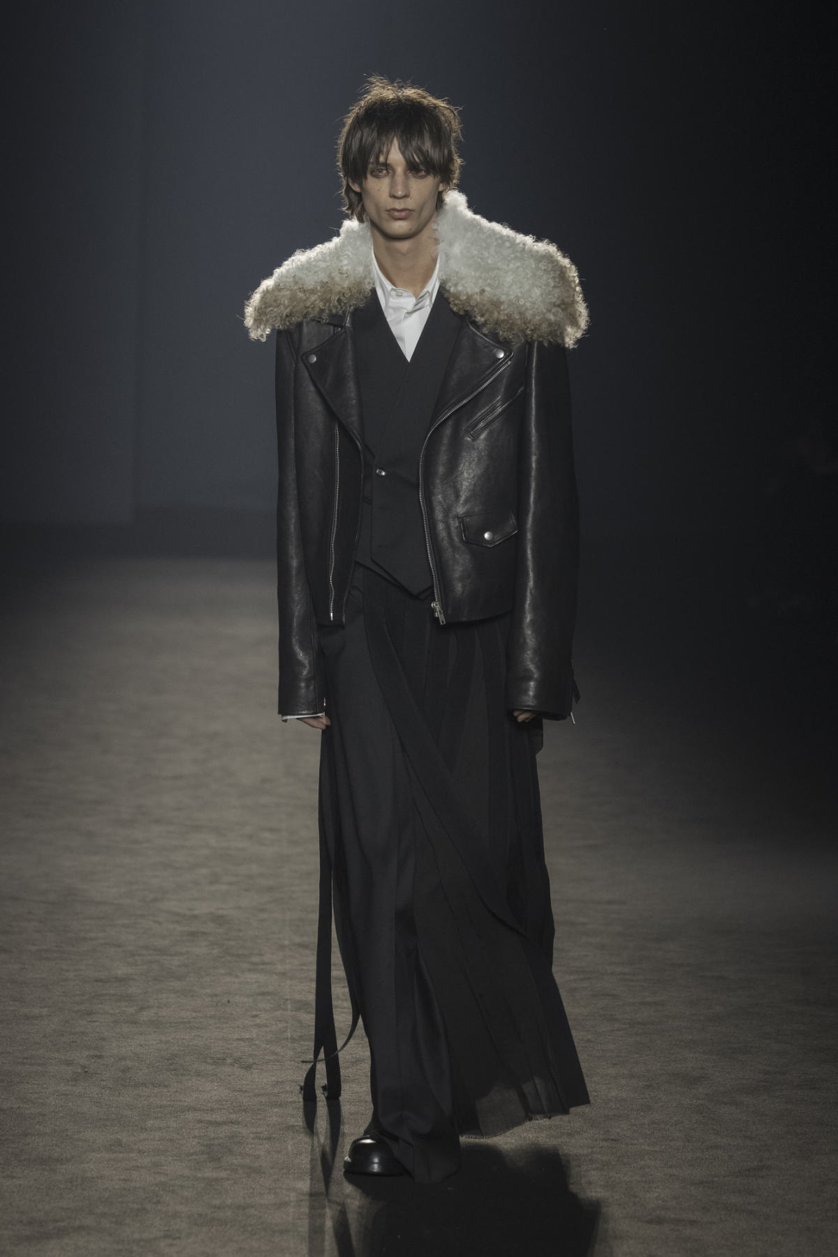 Ann Demeulemeester Presents Its New Fall/Winter 2024 Collection