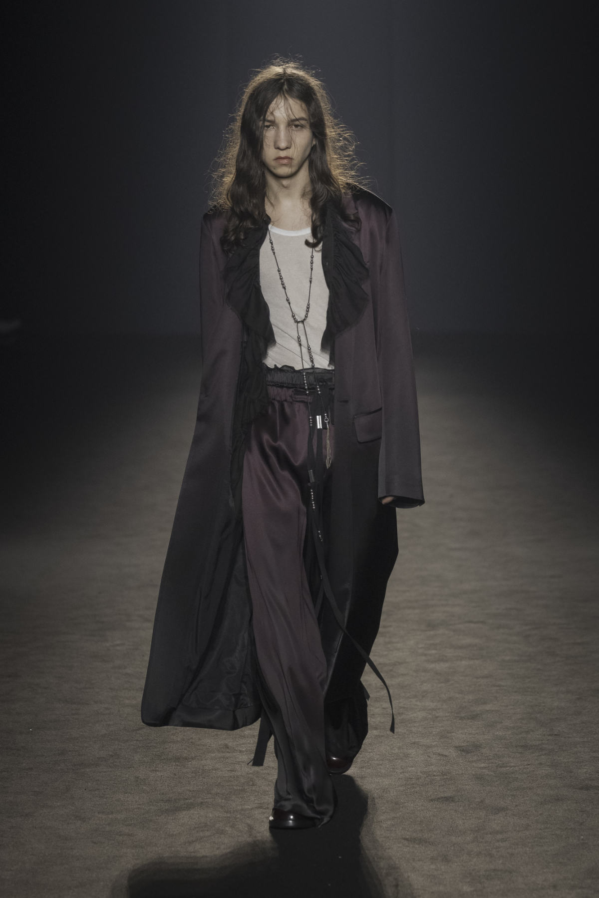 Ann Demeulemeester Presents Its New Fall/Winter 2024 Collection