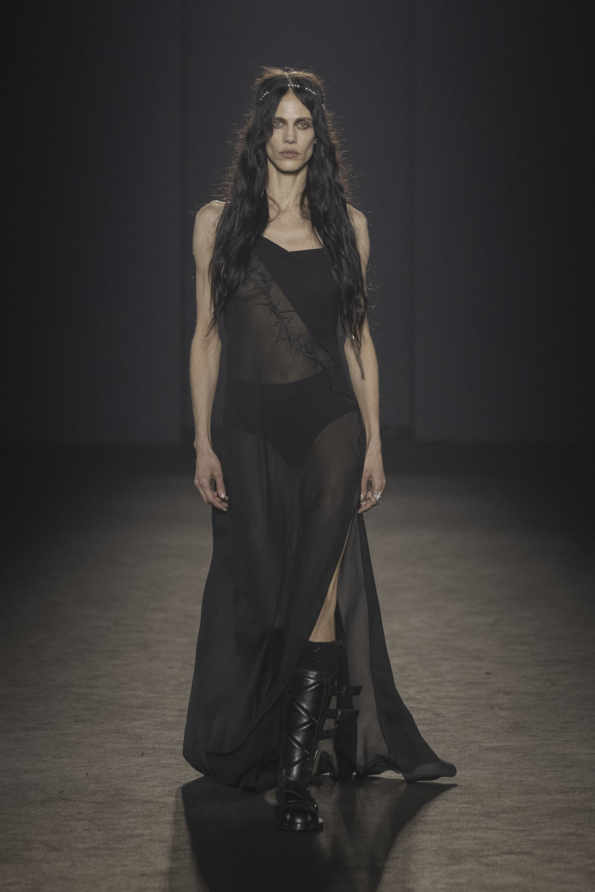 Ann Demeulemeester Presents Its New Fall/Winter 2024 Collection