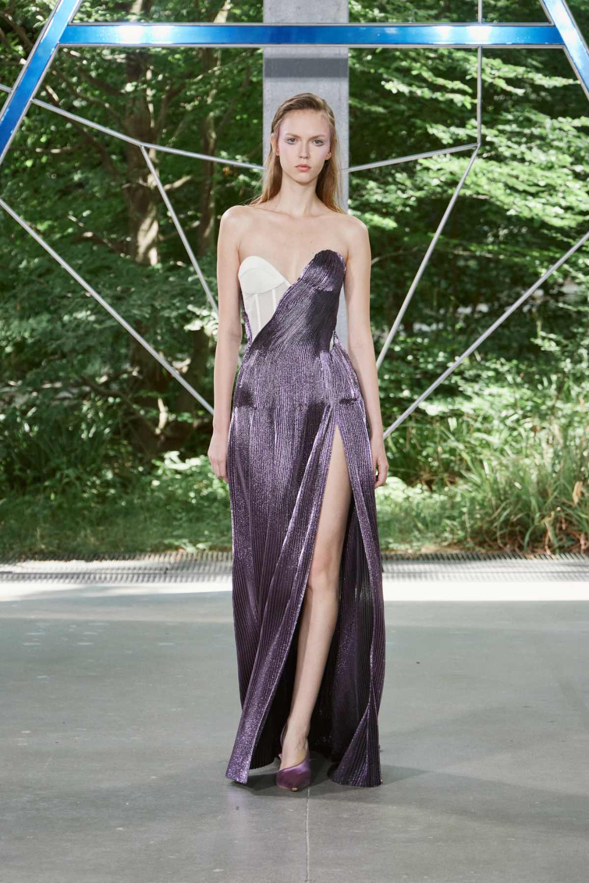 ArdAzAei Presents Its New Haute Couture Fall Winter 2025-25 Collection: The Folded Sea