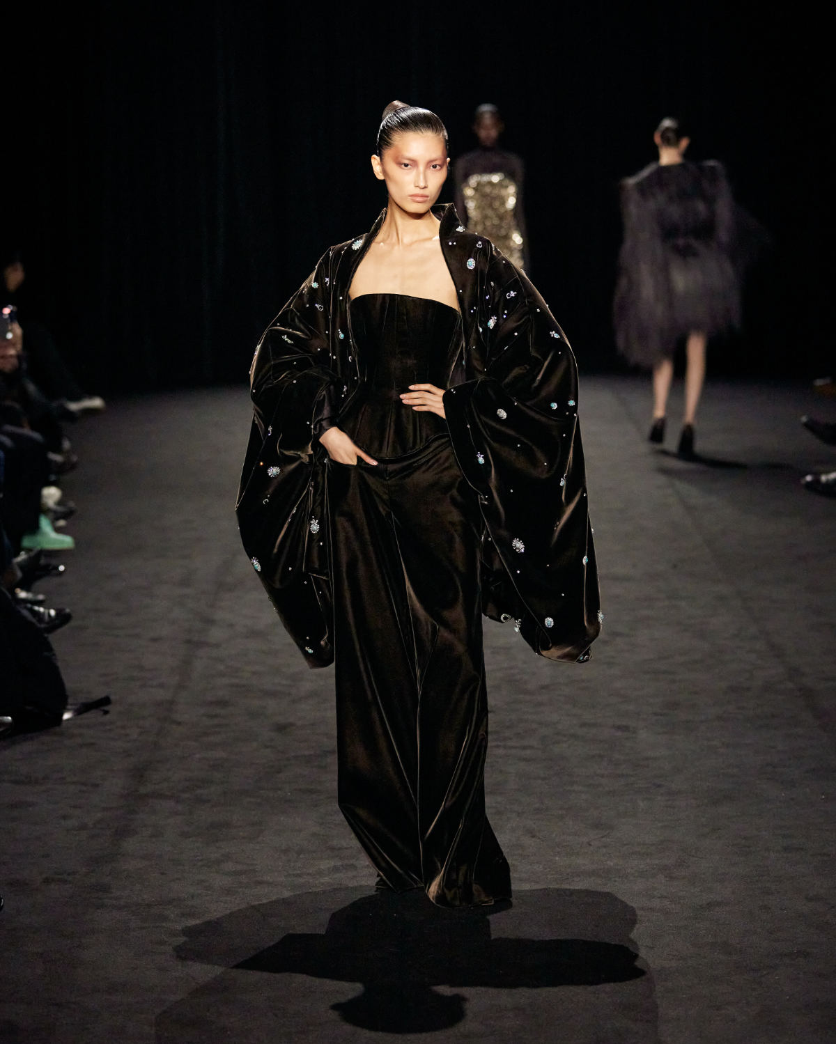 Ashi Studio Presents Its New Spring/Summer 2025 Couture Collection: Velvet Underground