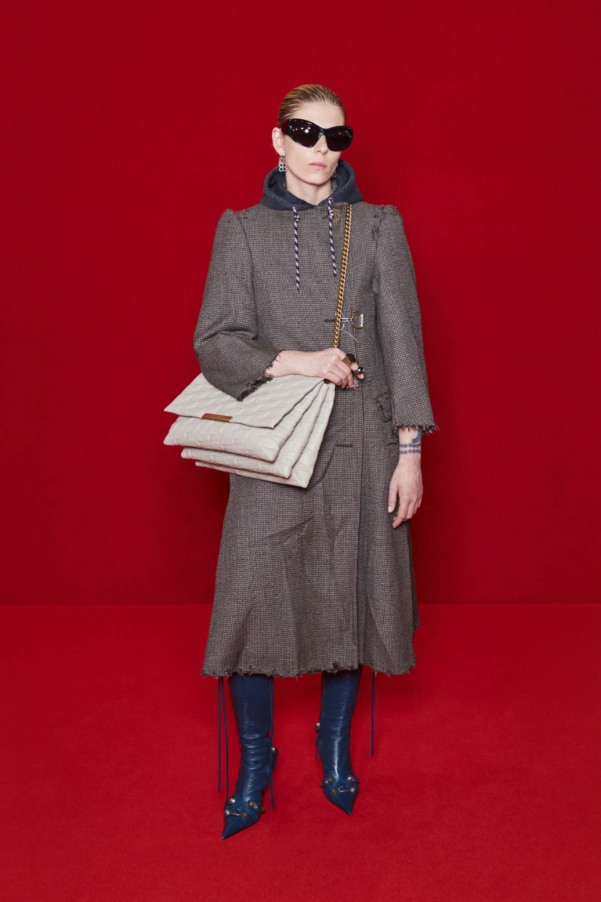 Balenciaga Presents Its New Summer 22 Red Carpet Collection