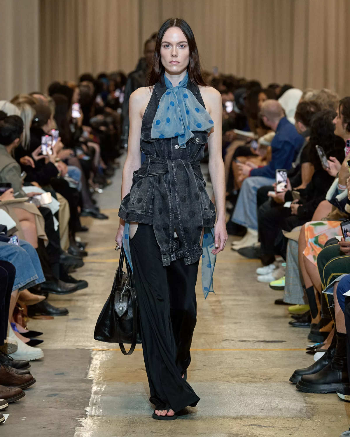 Burberry Presents Its New Spring Summer 2023 Collection