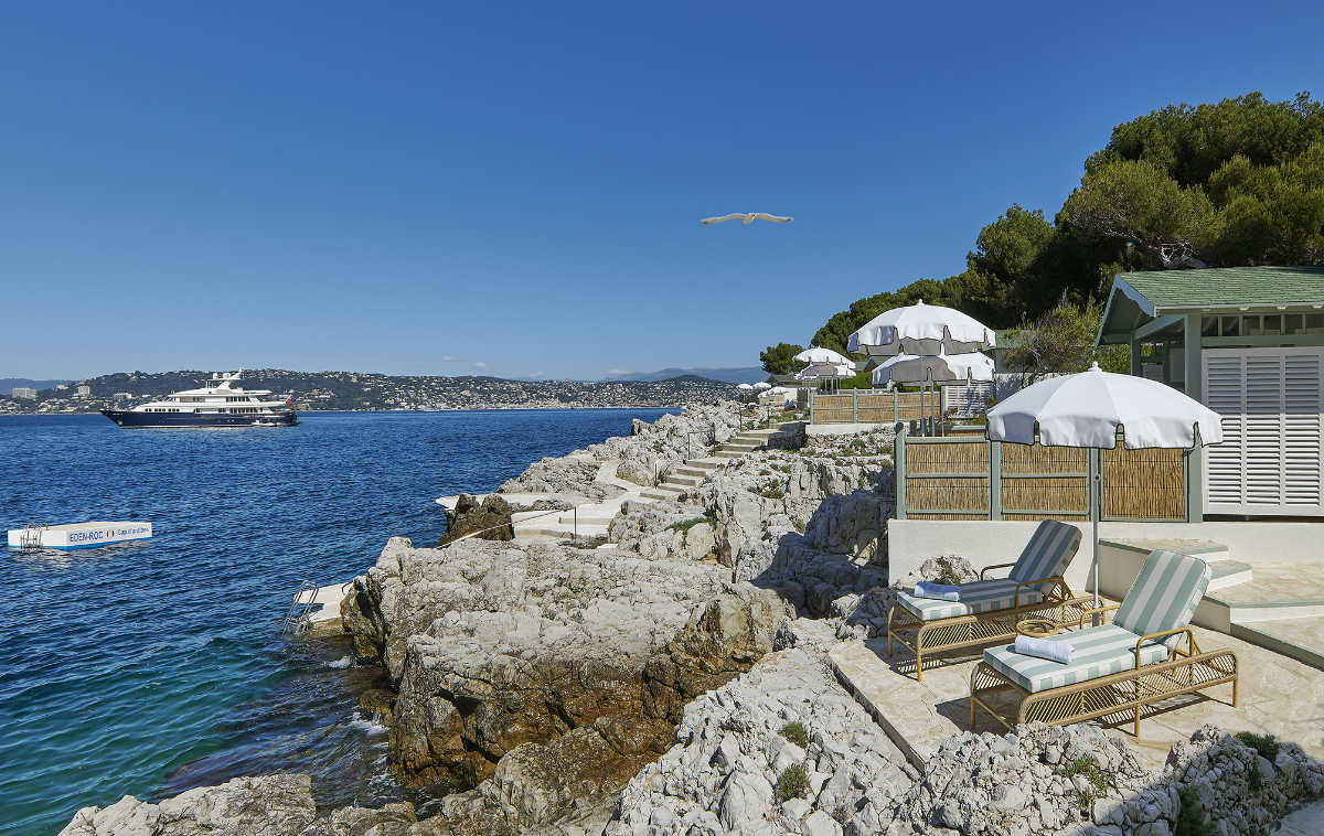 Cabana Couture: The Icons Of The Hôtel Du Cap-Eden-Roc Shine In New Splendor