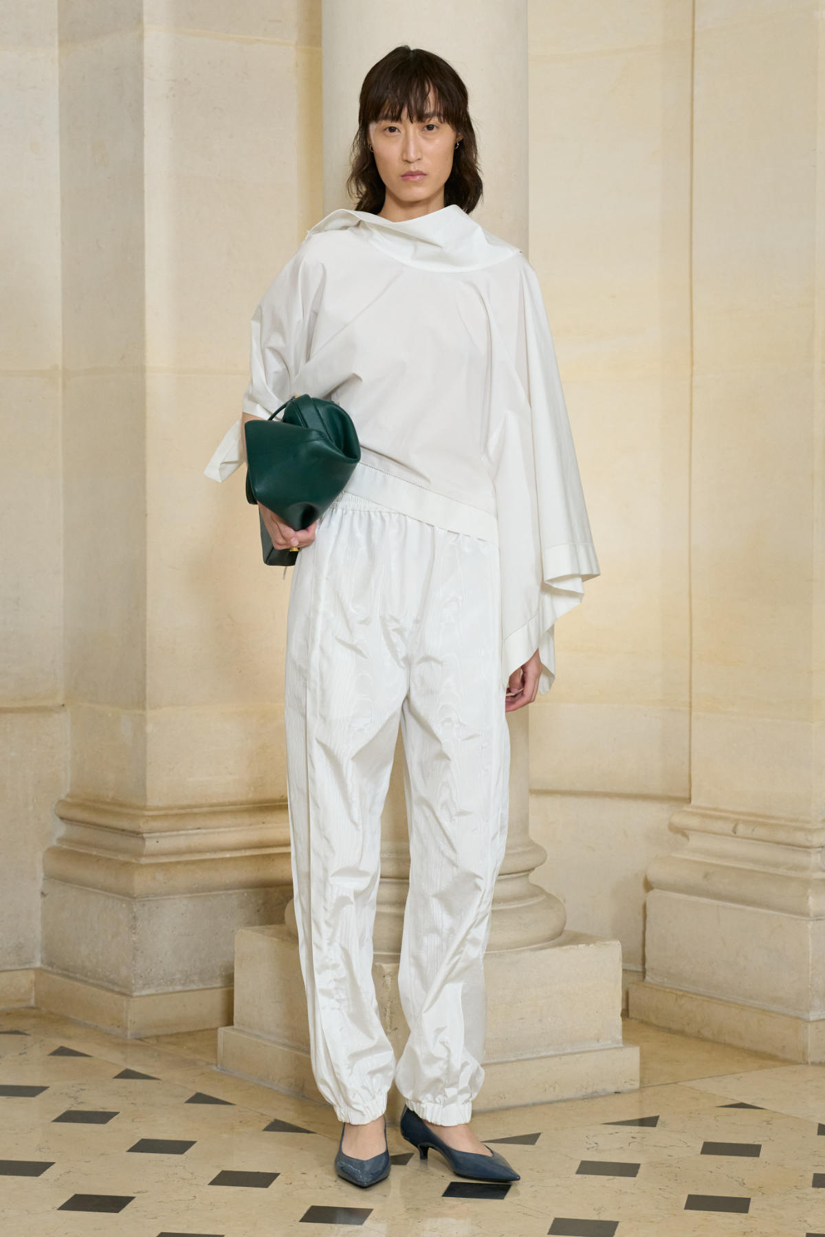 Carven Spring-Summer 2026 Collection: A Refined Silhouette Through Paris