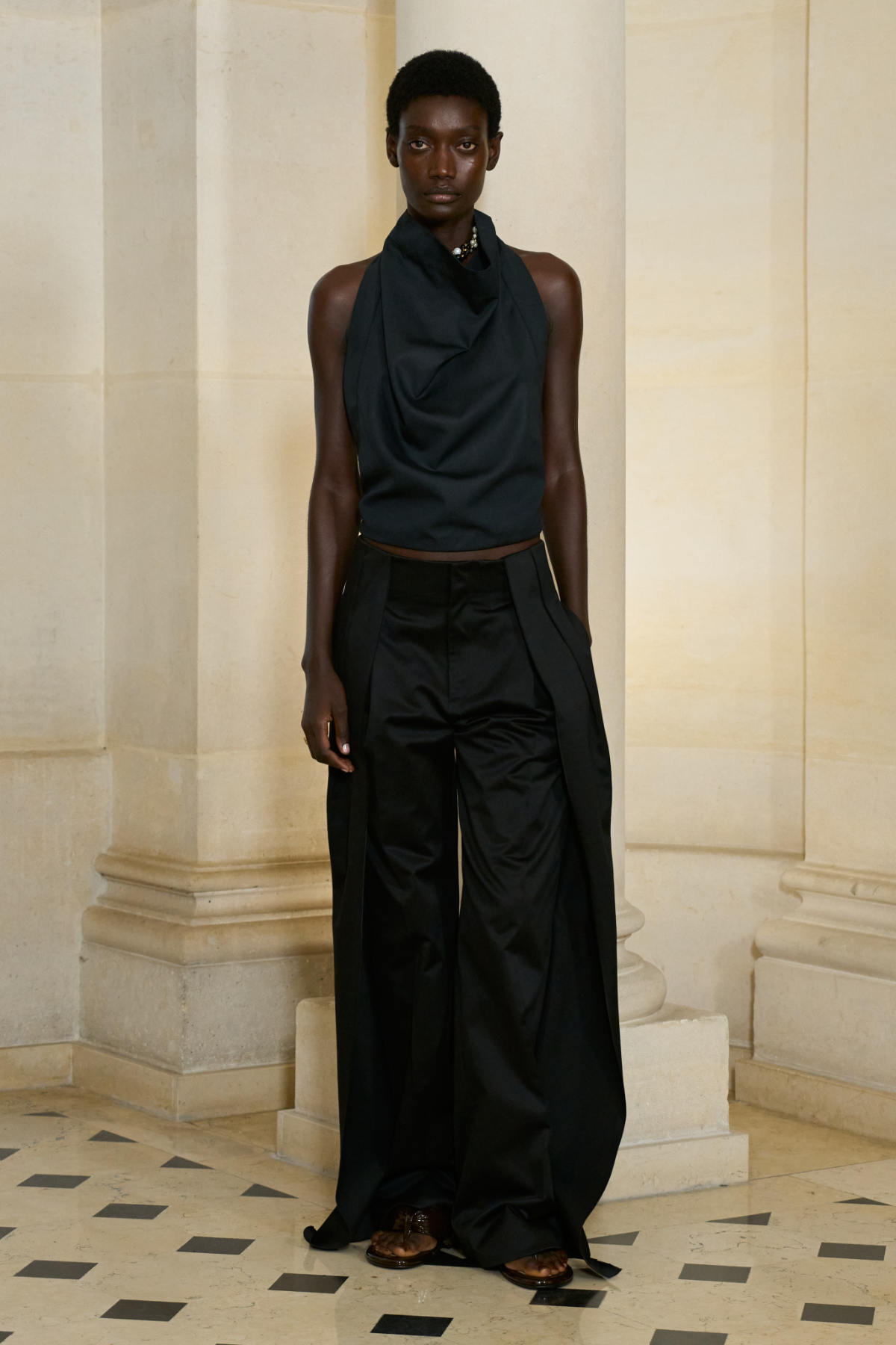 Carven Spring-Summer 2026 Collection: A Refined Silhouette Through Paris