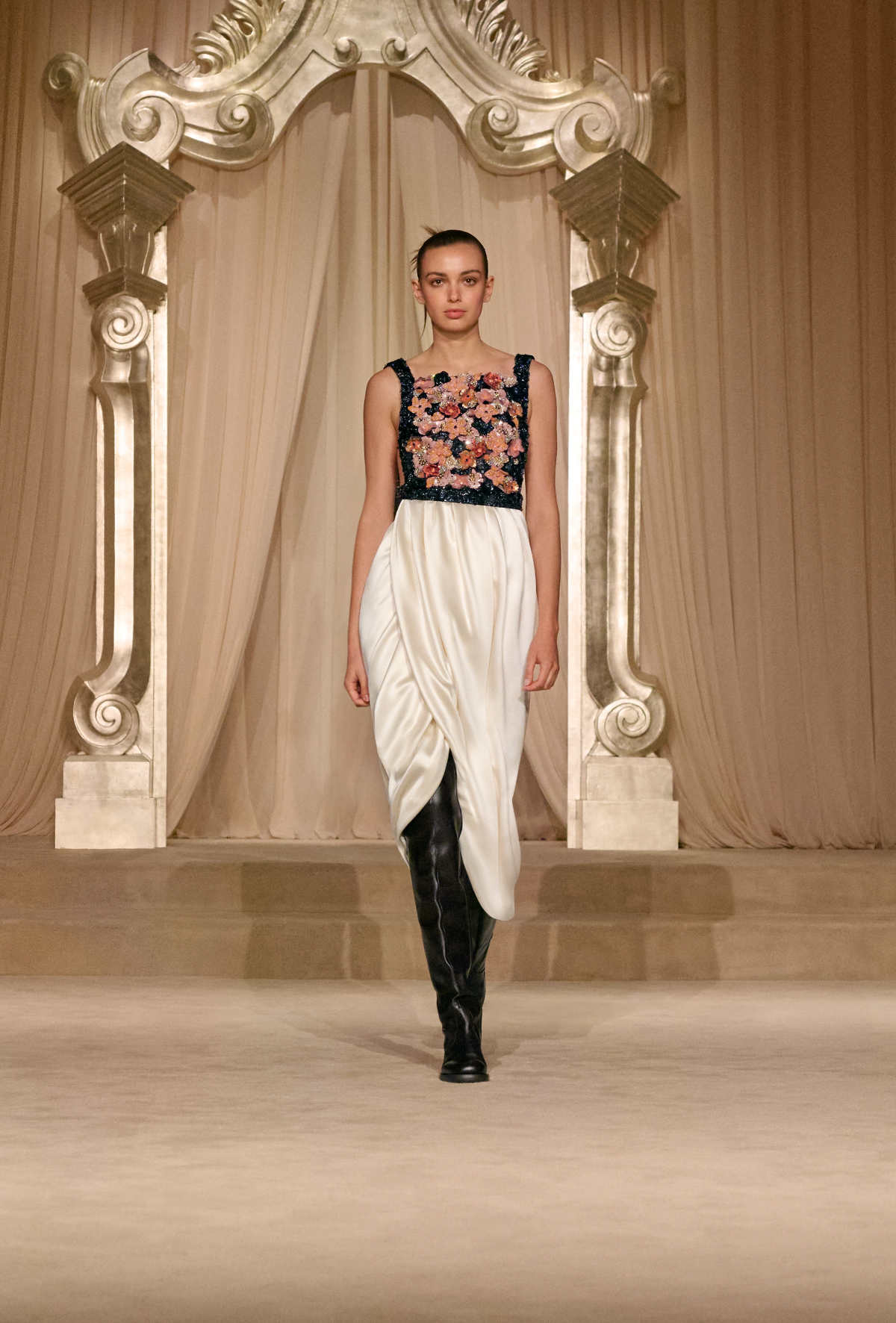 Chanel Presents Its New Fall-Winter 2025/26 Haute Couture Collection