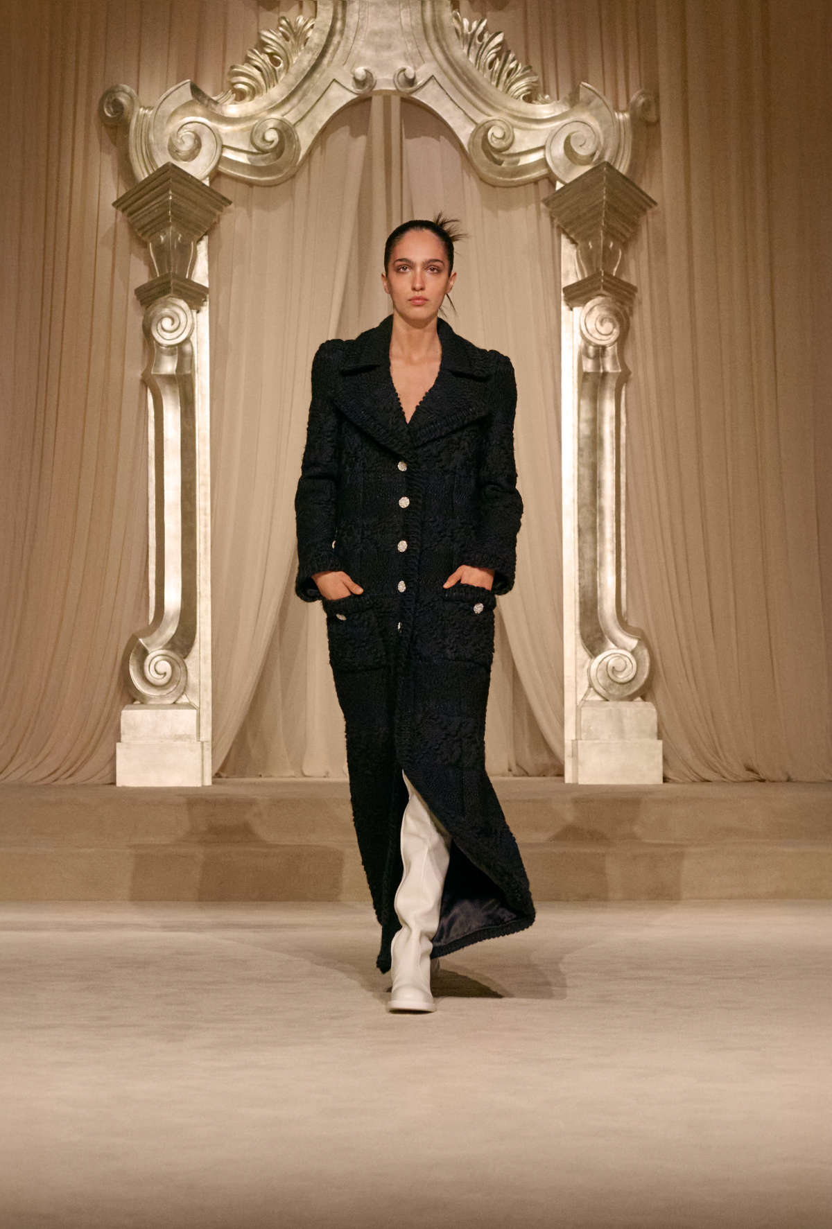Chanel Presents Its New Fall-Winter 2025/26 Haute Couture Collection