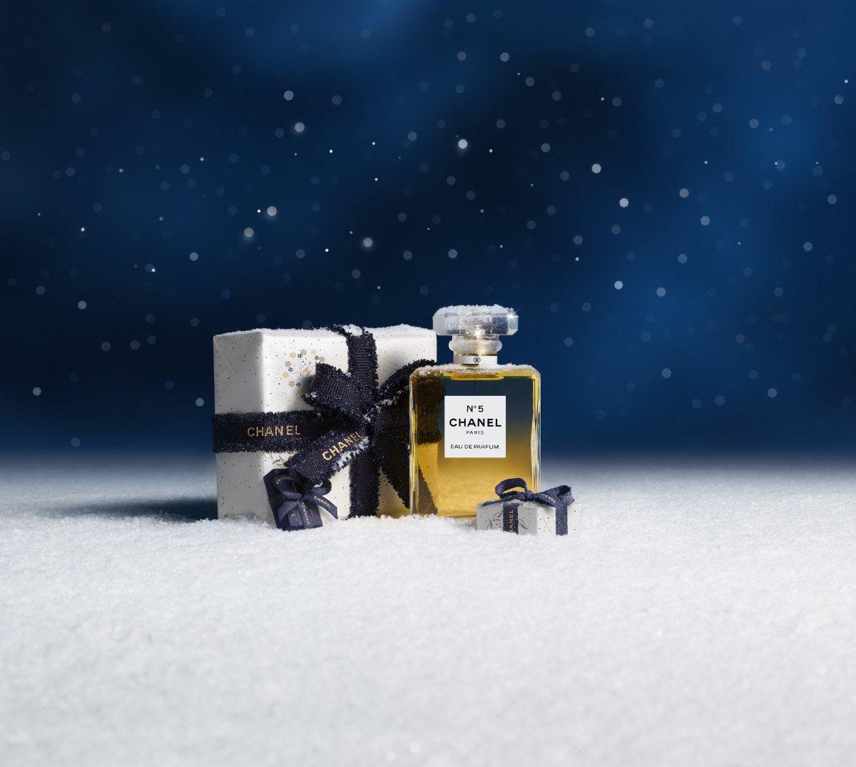 Chanel Holiday 2025: Enchanted Symbols Illuminate Fragrance Gifts