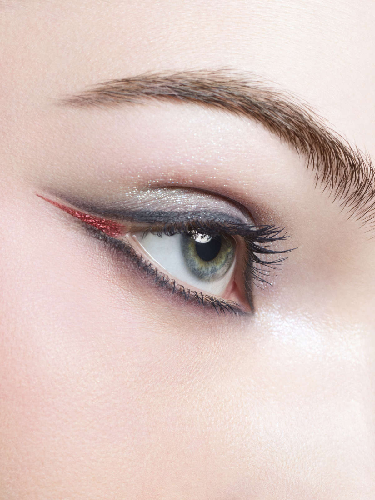 Chanel Holiday 2025 Makeup Collection: A Cosmic Celebration Of Light