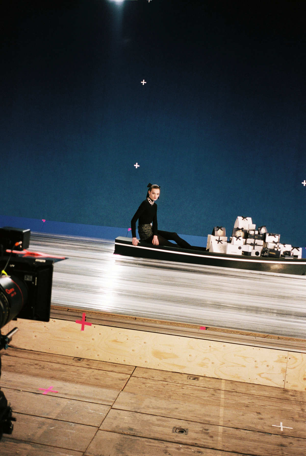 Chanel Holiday 2025: Enchanted Symbols Illuminate Fragrance Gifts