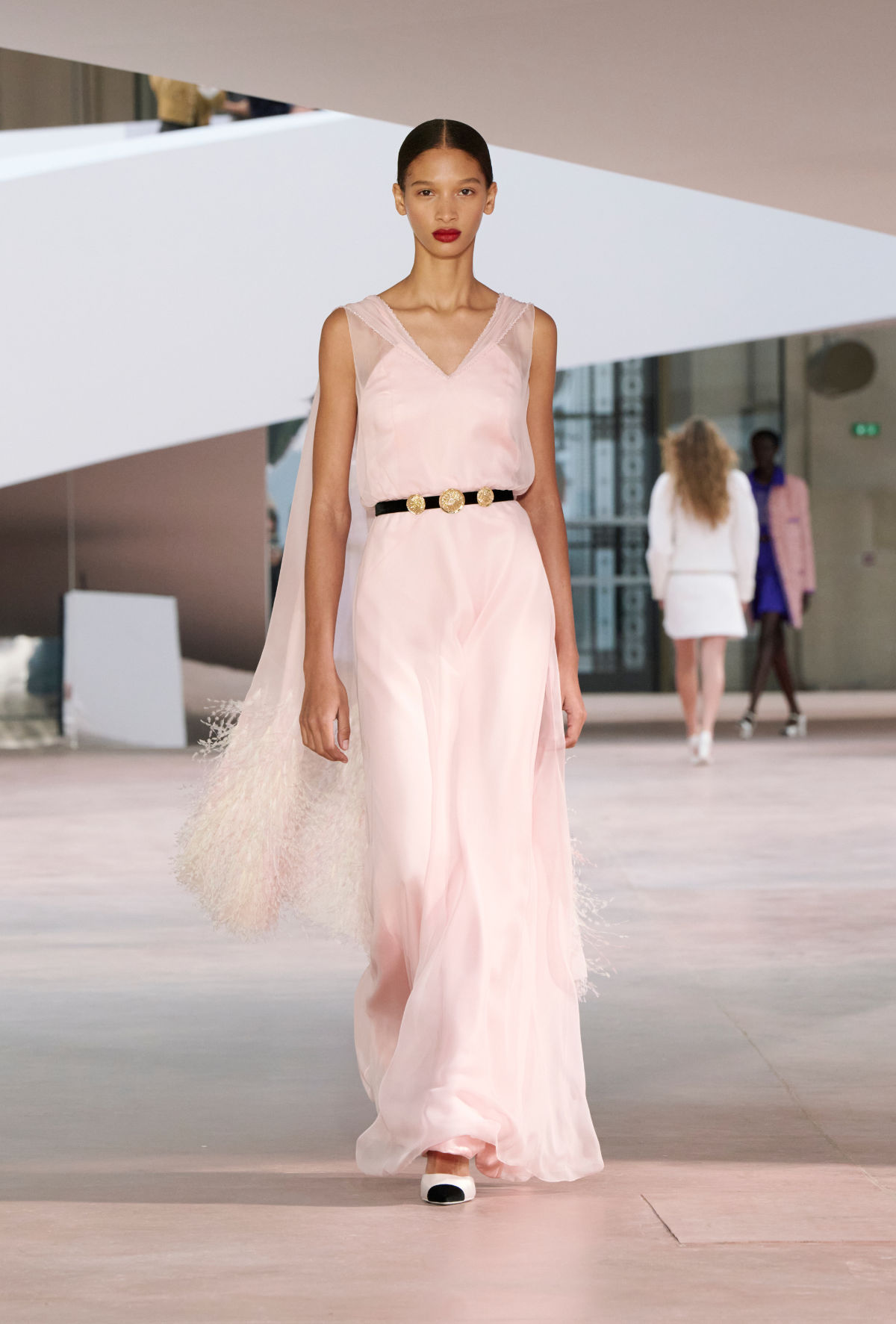 Chanel Presents Its New Spring-Summer 2025 Haute Couture Collection