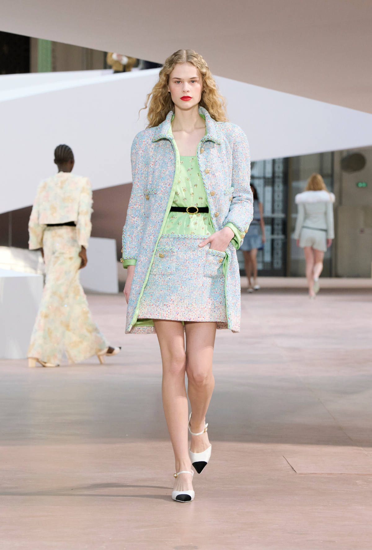 Chanel Presents Its New Spring-Summer 2025 Haute Couture Collection