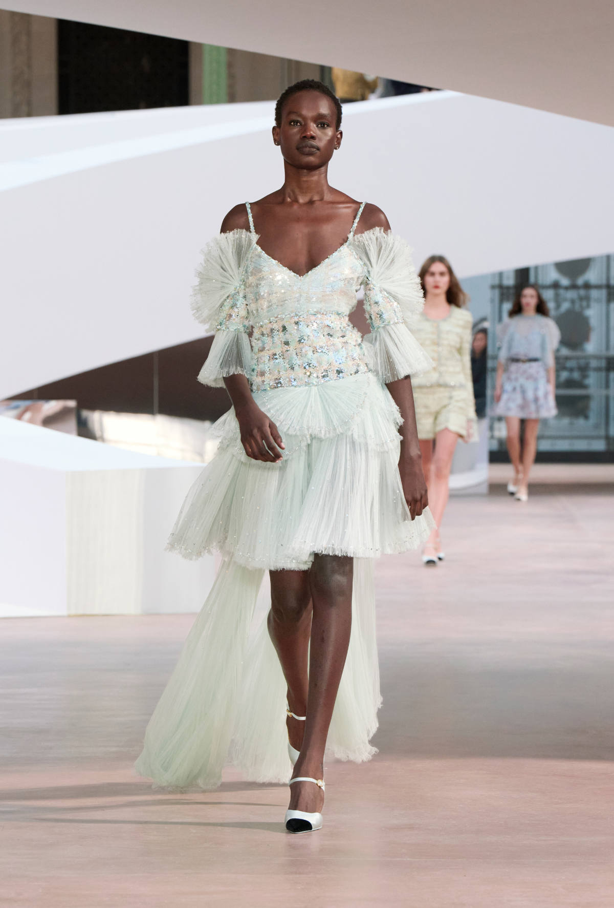 Chanel Presents Its New Spring-Summer 2025 Haute Couture Collection