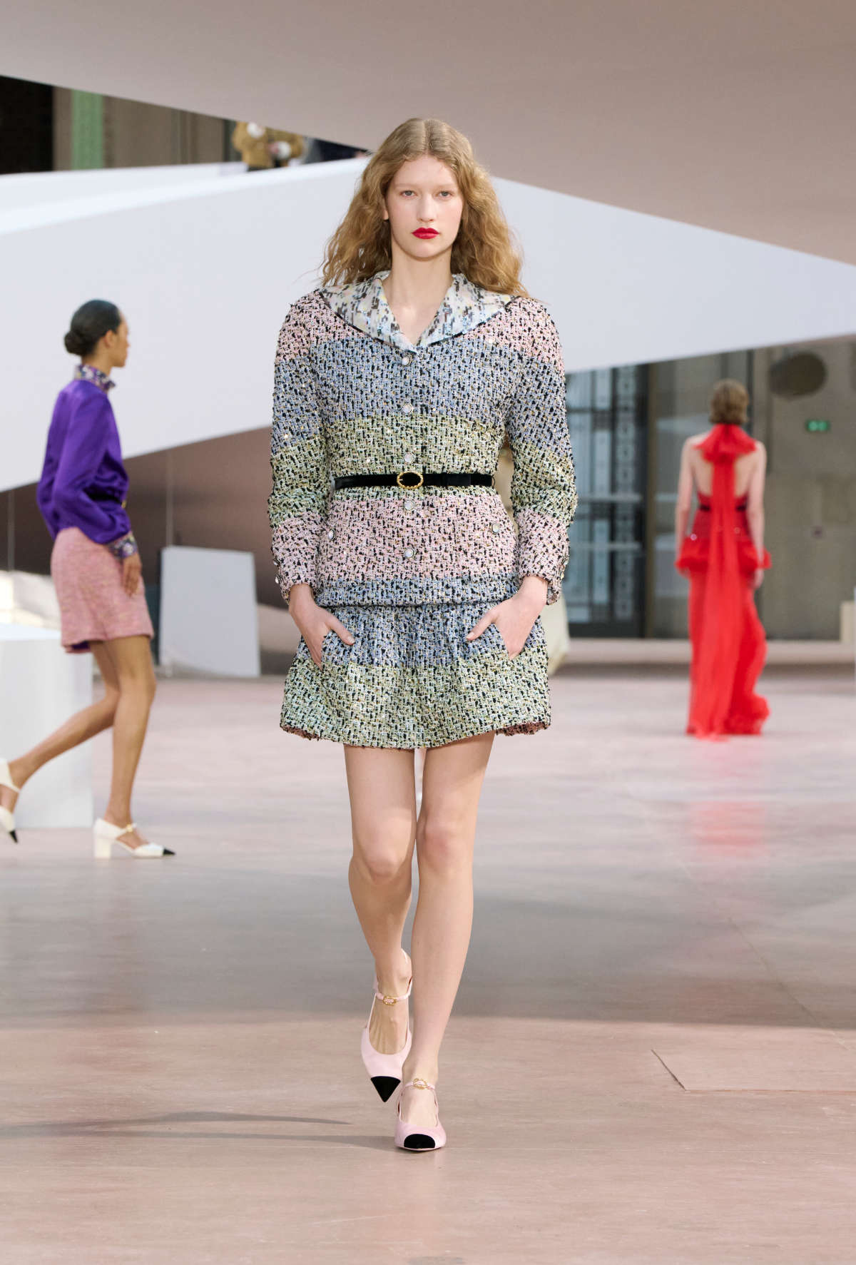 Chanel Presents Its New Spring-Summer 2025 Haute Couture Collection