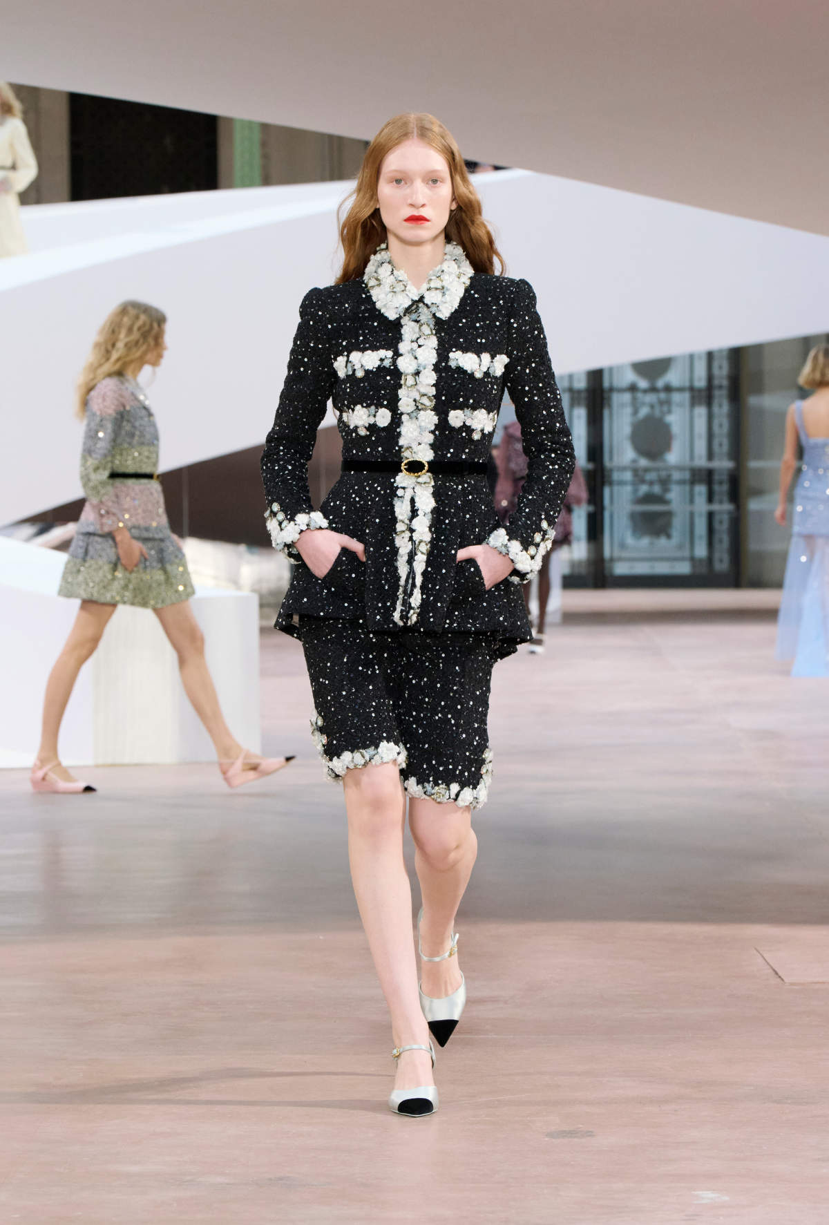 Chanel Presents Its New Spring-Summer 2025 Haute Couture Collection