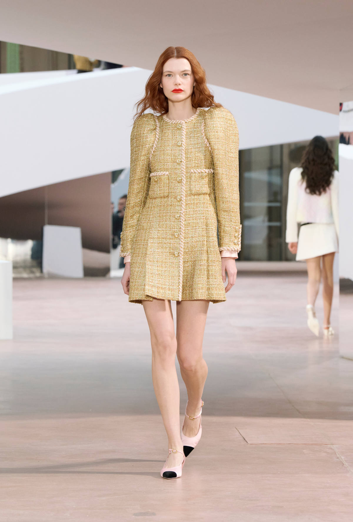 Chanel Presents Its New Spring-Summer 2025 Haute Couture Collection