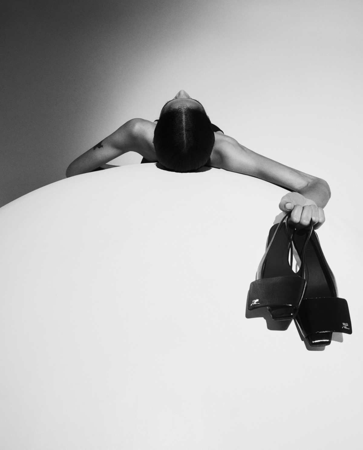 Courrèges End Of Year 2025 Holiday Digital Campaign