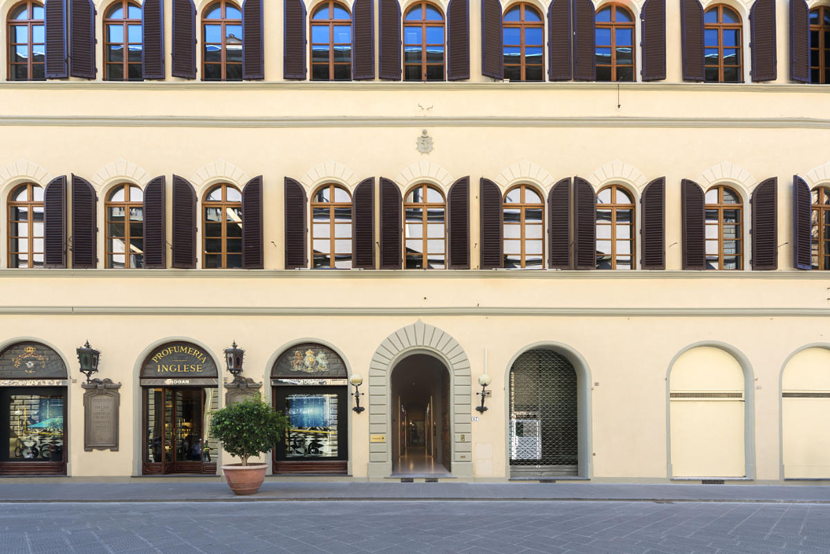 Istituto Marangoni Launches “For Professionals” Luxury AI & Creative Training