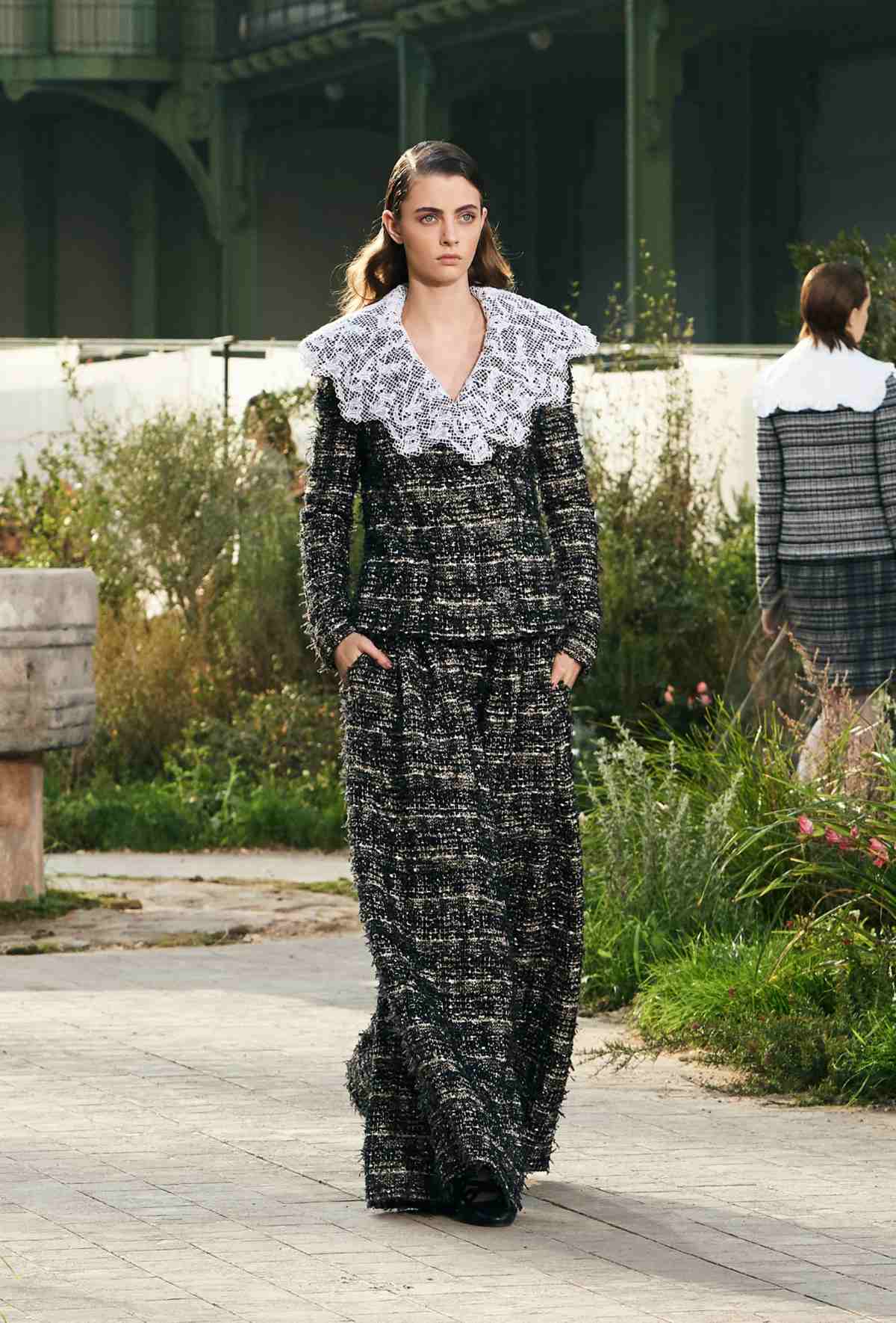 Chanel: Haute Couture Spring-Summer 2020 Collection - Looks (Part 1)