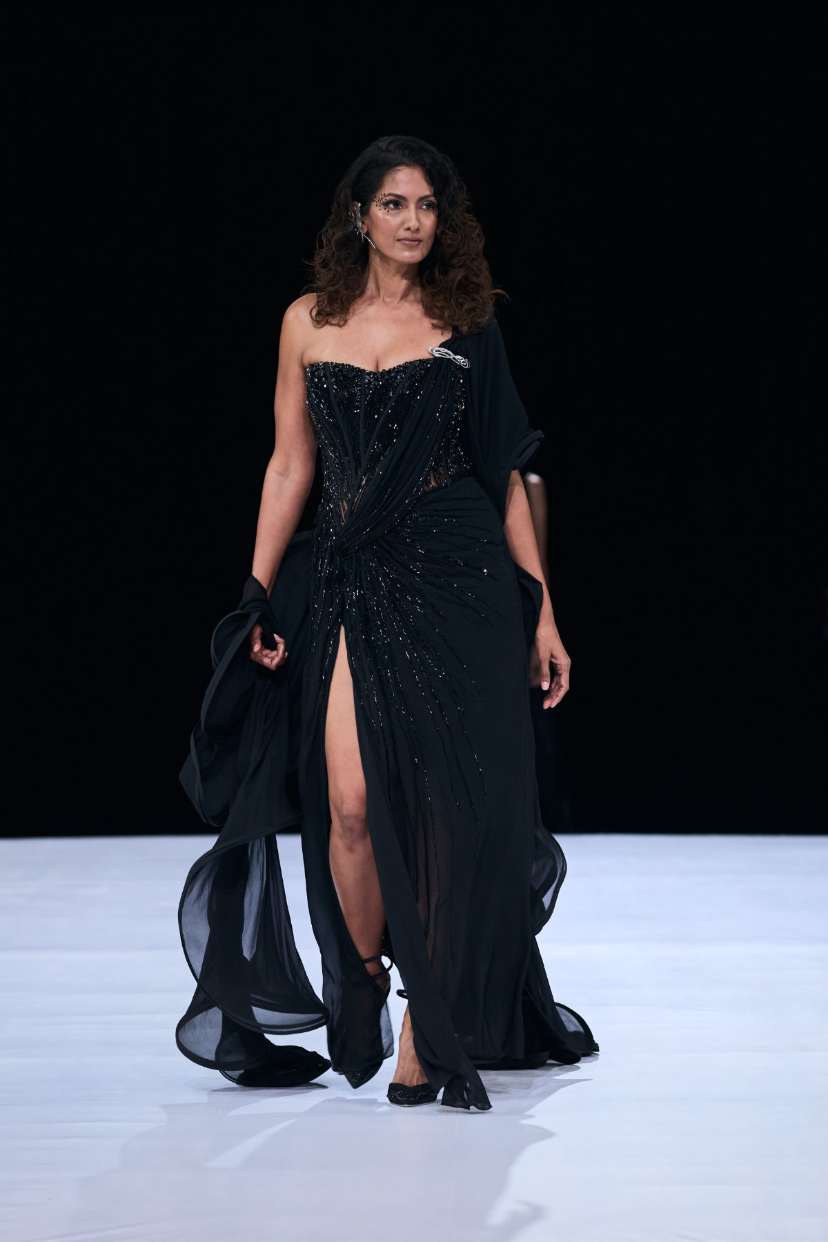 Gaurav Gupta Redefines Bridal Luxury With “Quantum Entanglement” Couture Collection