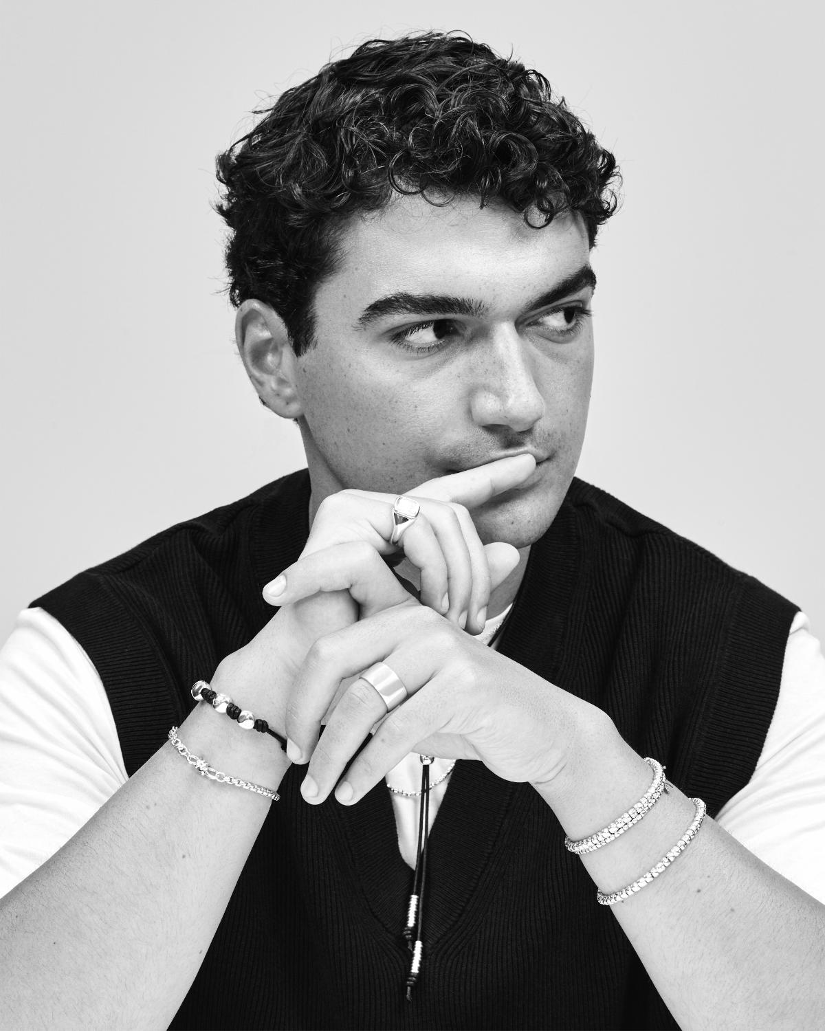 Icons Of Fall By DoDo: Men’s Jewelry Between Aesthetics And Self-Expression