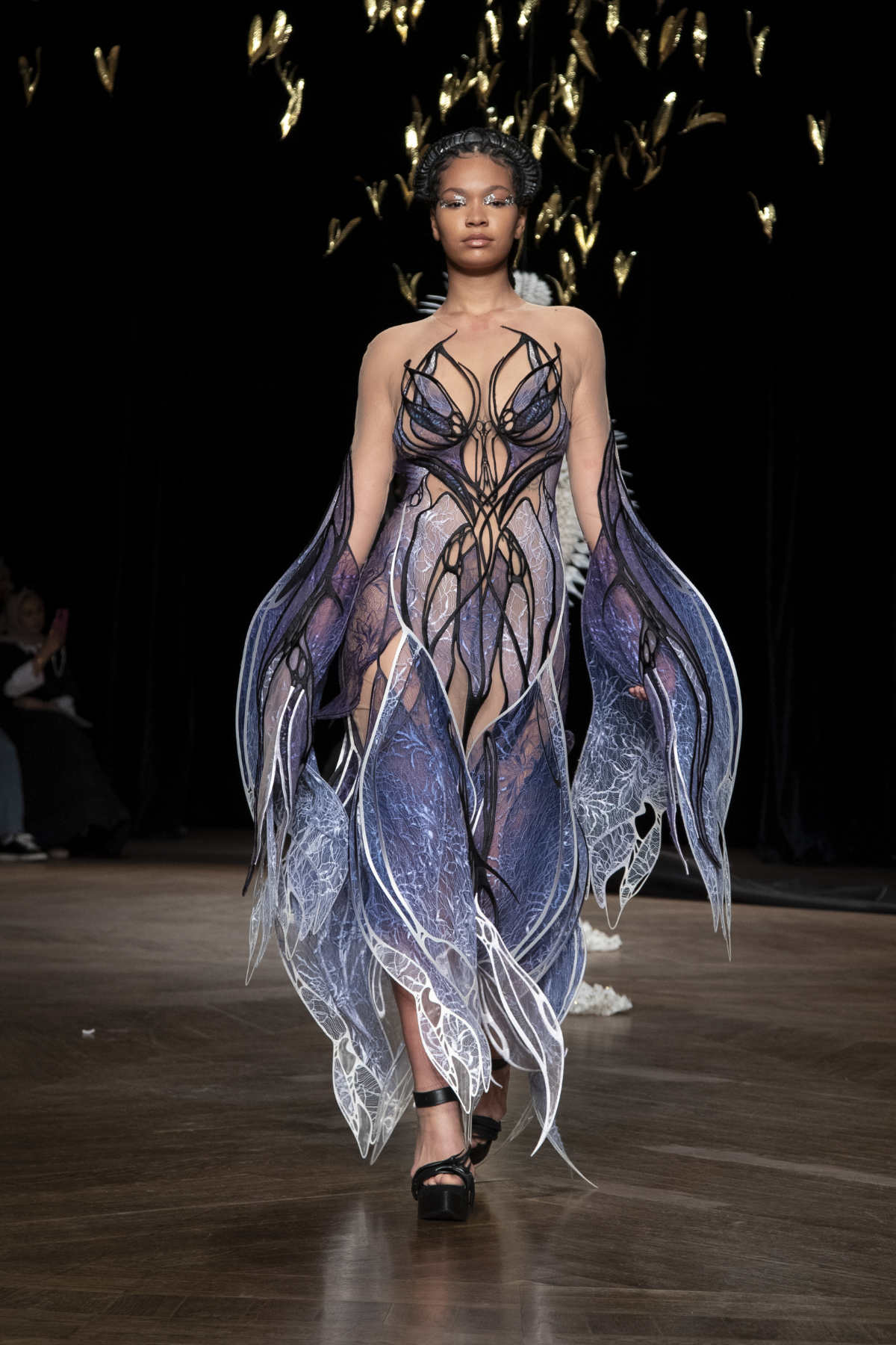 Iris Van Herpen Presents Its New Haute Couture Autumn Winter 2022 Collection: ‘Meta Morphism’