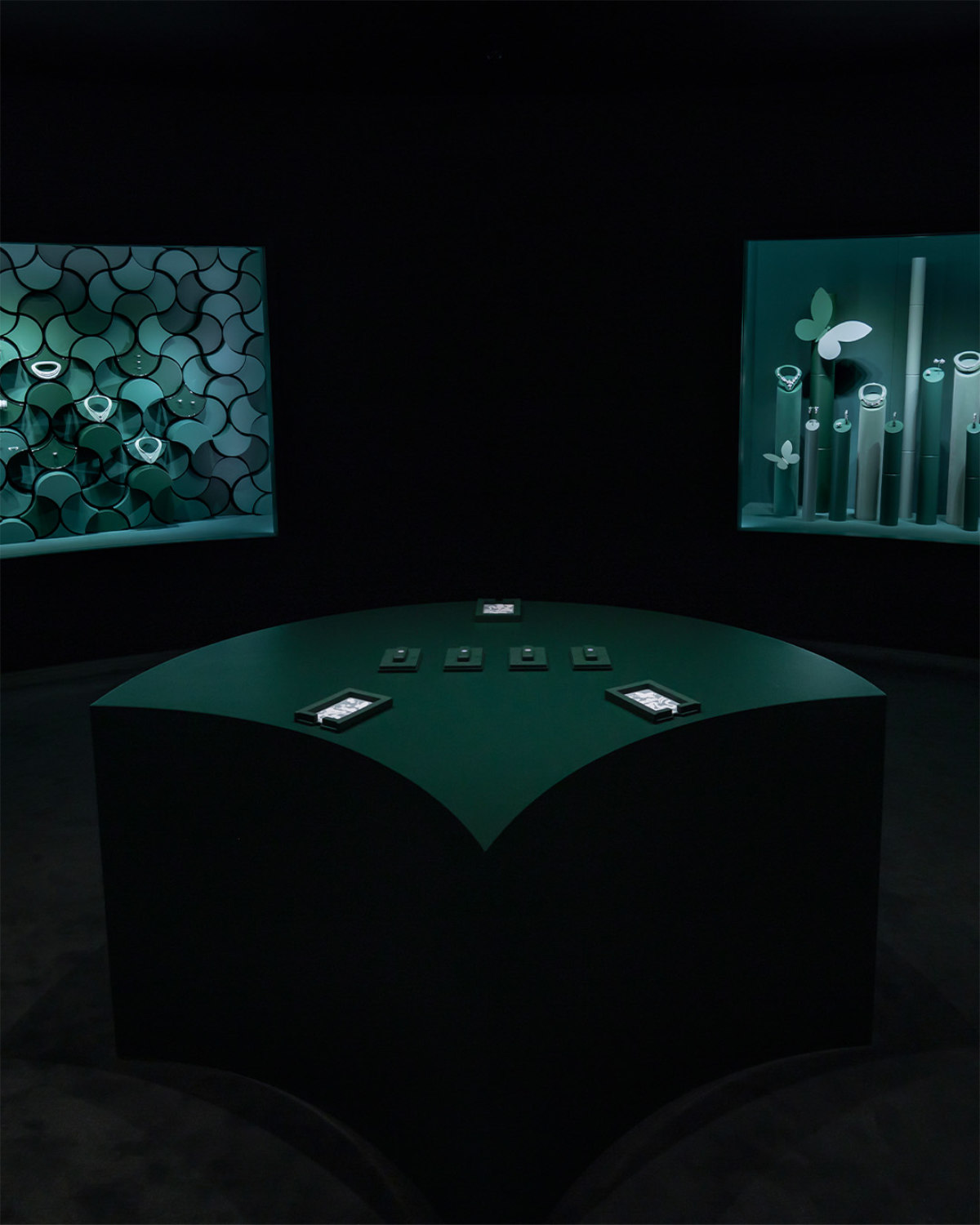 King Of Diamonds: Graff Celebrated 65 Years With Infinity Tiara