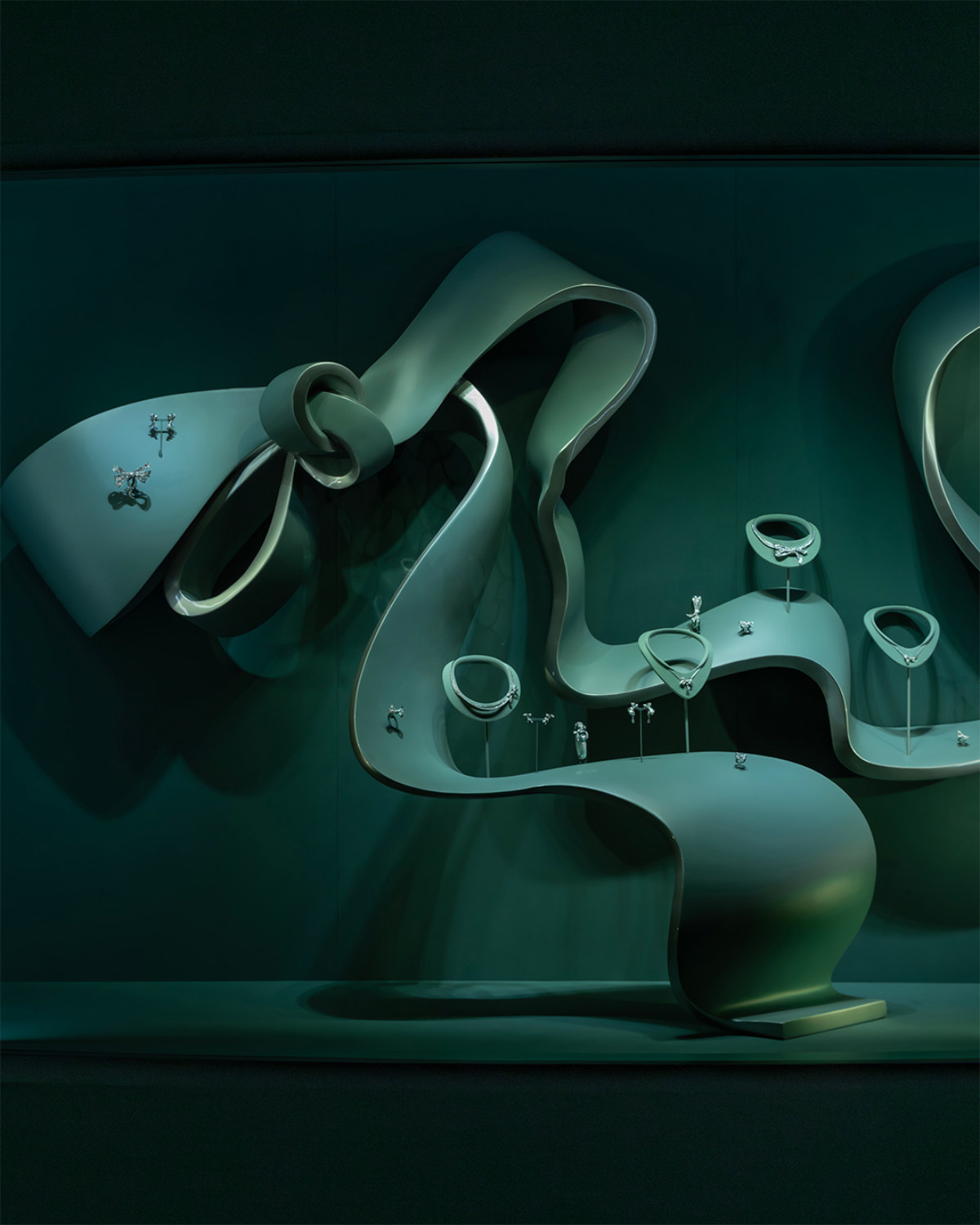 King Of Diamonds: Graff Celebrated 65 Years With Infinity Tiara