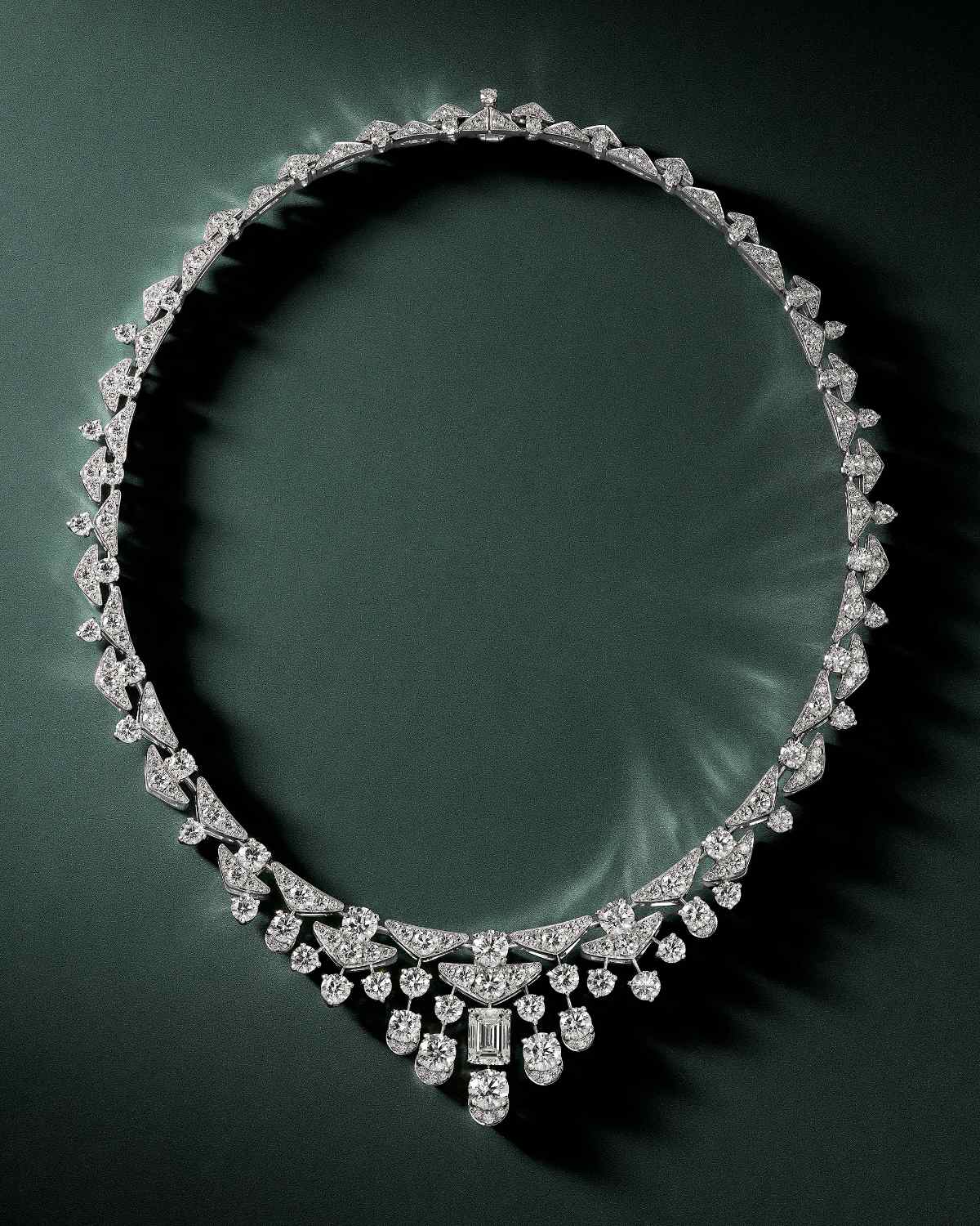 Every Wish Come True: Graff Unveils Its 2025 Festive Campaign, “I Wish”