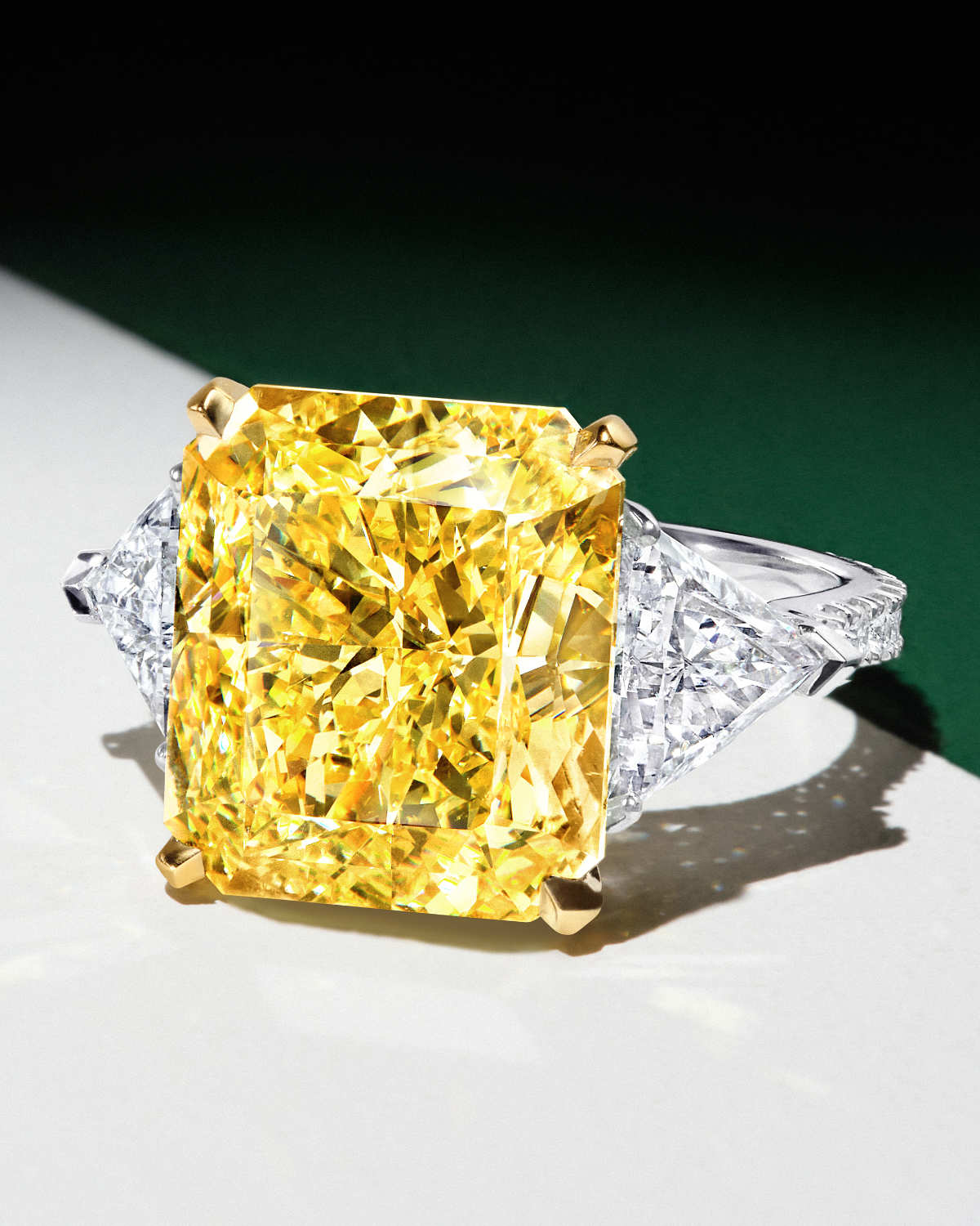 Every Wish Come True: Graff Unveils Its 2025 Festive Campaign, “I Wish”