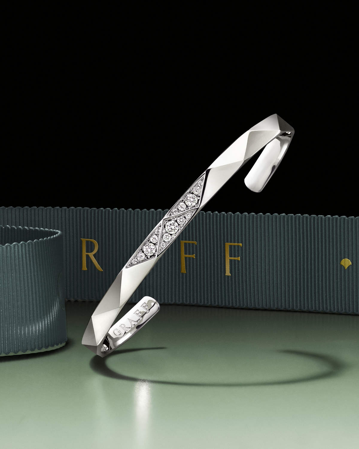 Every Wish Come True: Graff Unveils Its 2025 Festive Campaign, “I Wish”