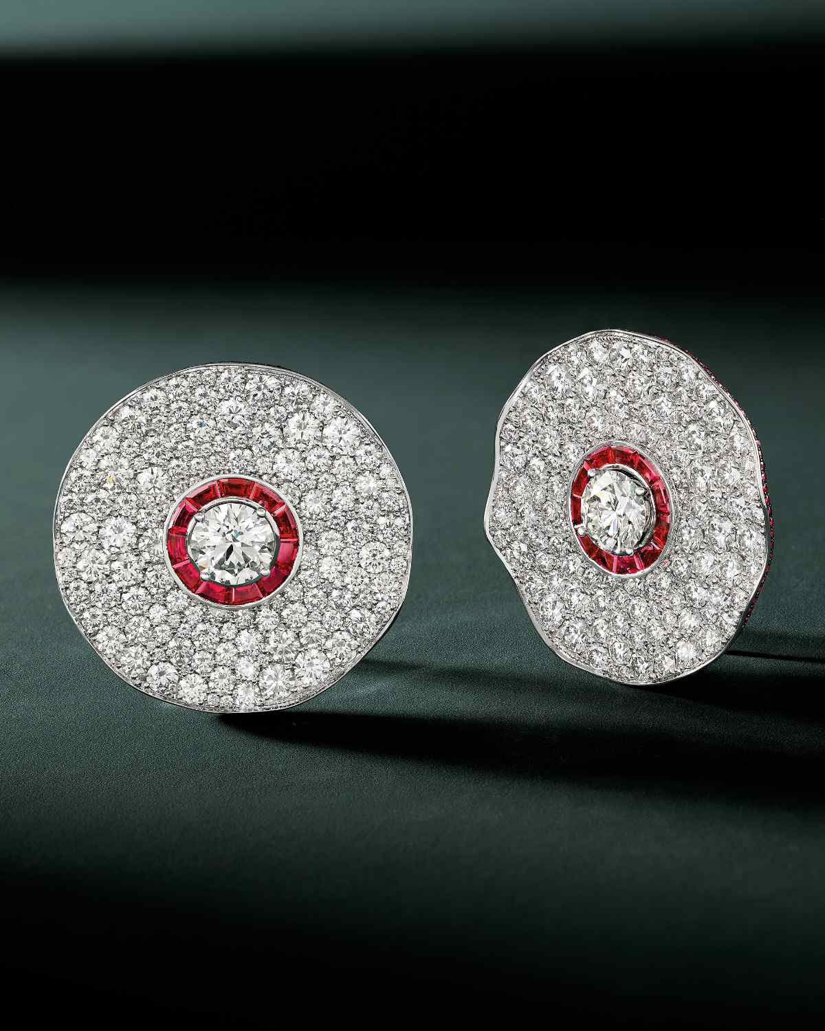 Every Wish Come True: Graff Unveils Its 2025 Festive Campaign, “I Wish”