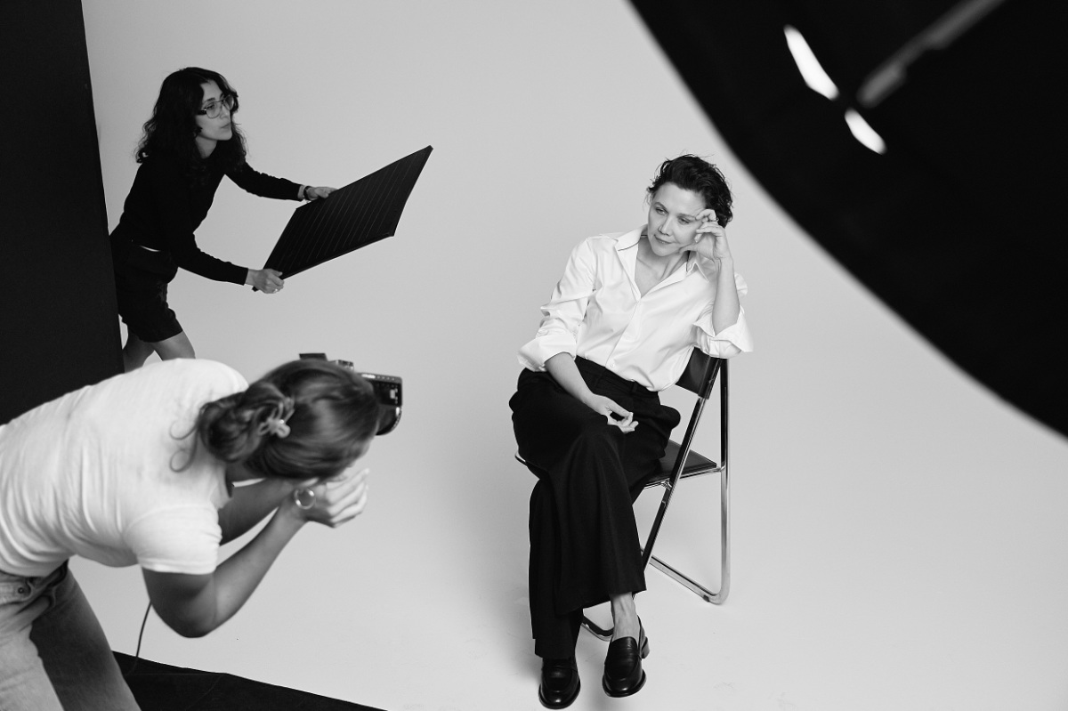 Eton Welcomes Maggie Gyllenhaal: A New Chapter Of Elegance And Expression