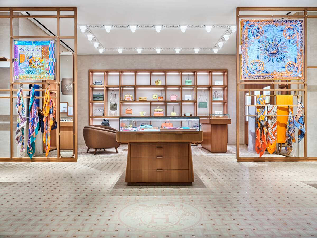 Hermès unveiled its new store in Vremena Goda Shopping Centre, making a new  chapter for the house in Moscow - Luxferity Magazine