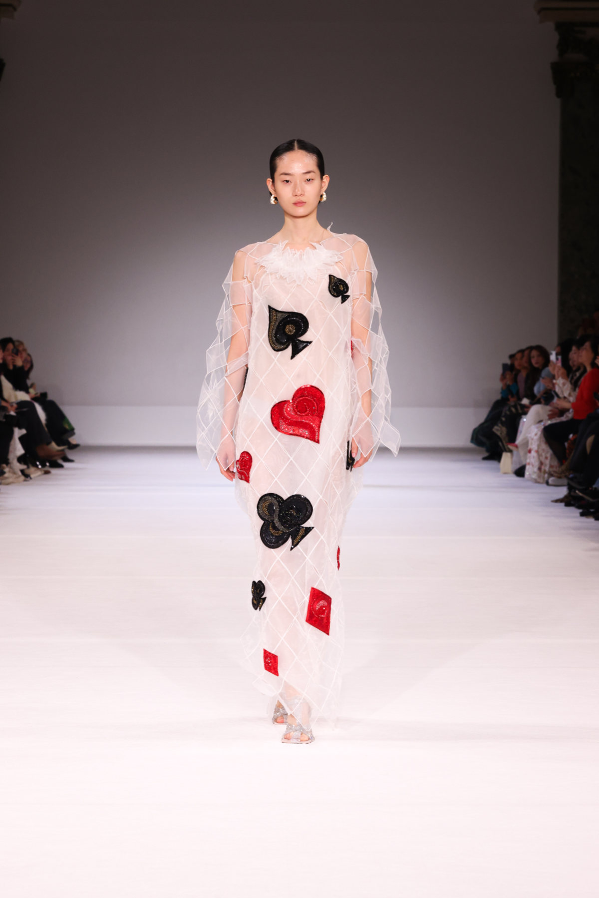 Homolog Presents Its New Couture Spring-Summer 2024 Collection