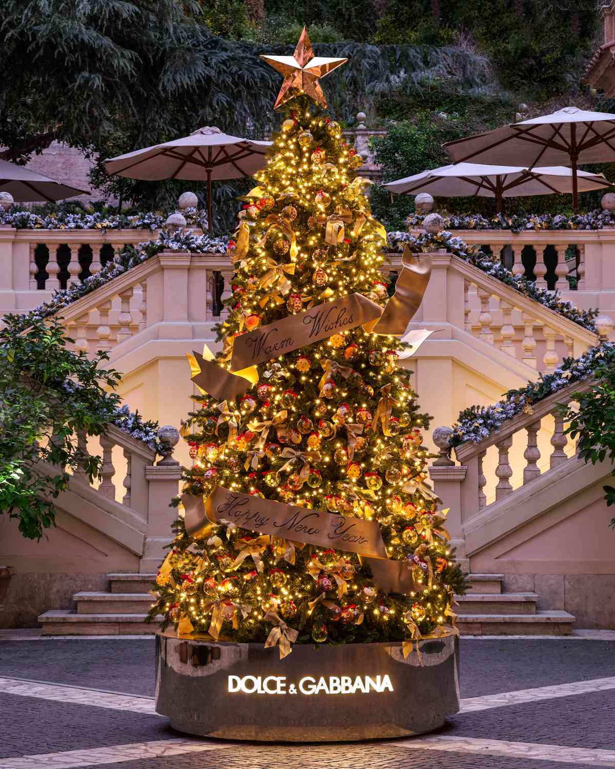 Hotel De Russie X Dolce&Gabbana Light Up The Heart Of Rome This Holiday Season