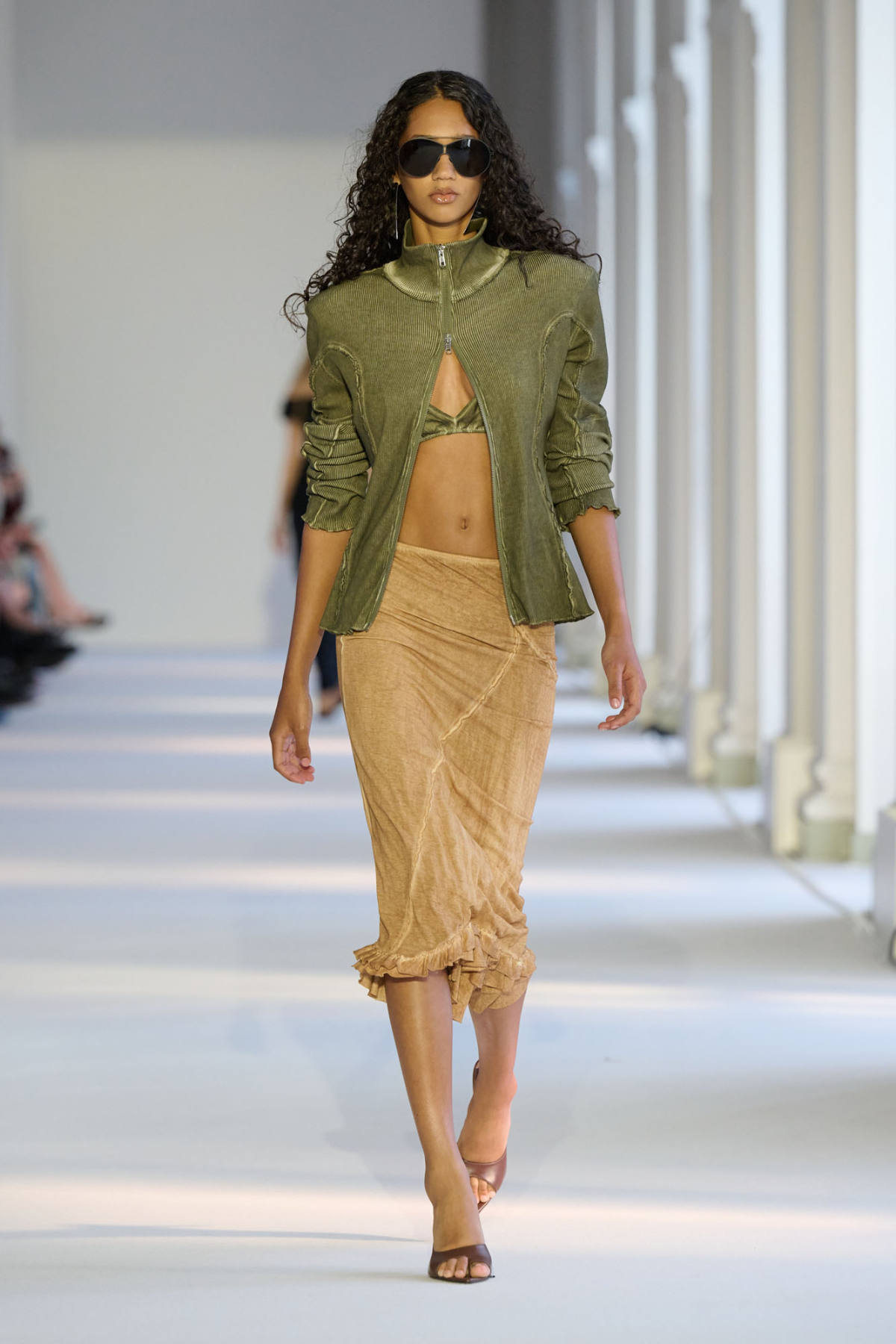 Ioannes Presents His New Fall/Winter 2025 Collection: Better Grow Thorns Than Thicker Skin