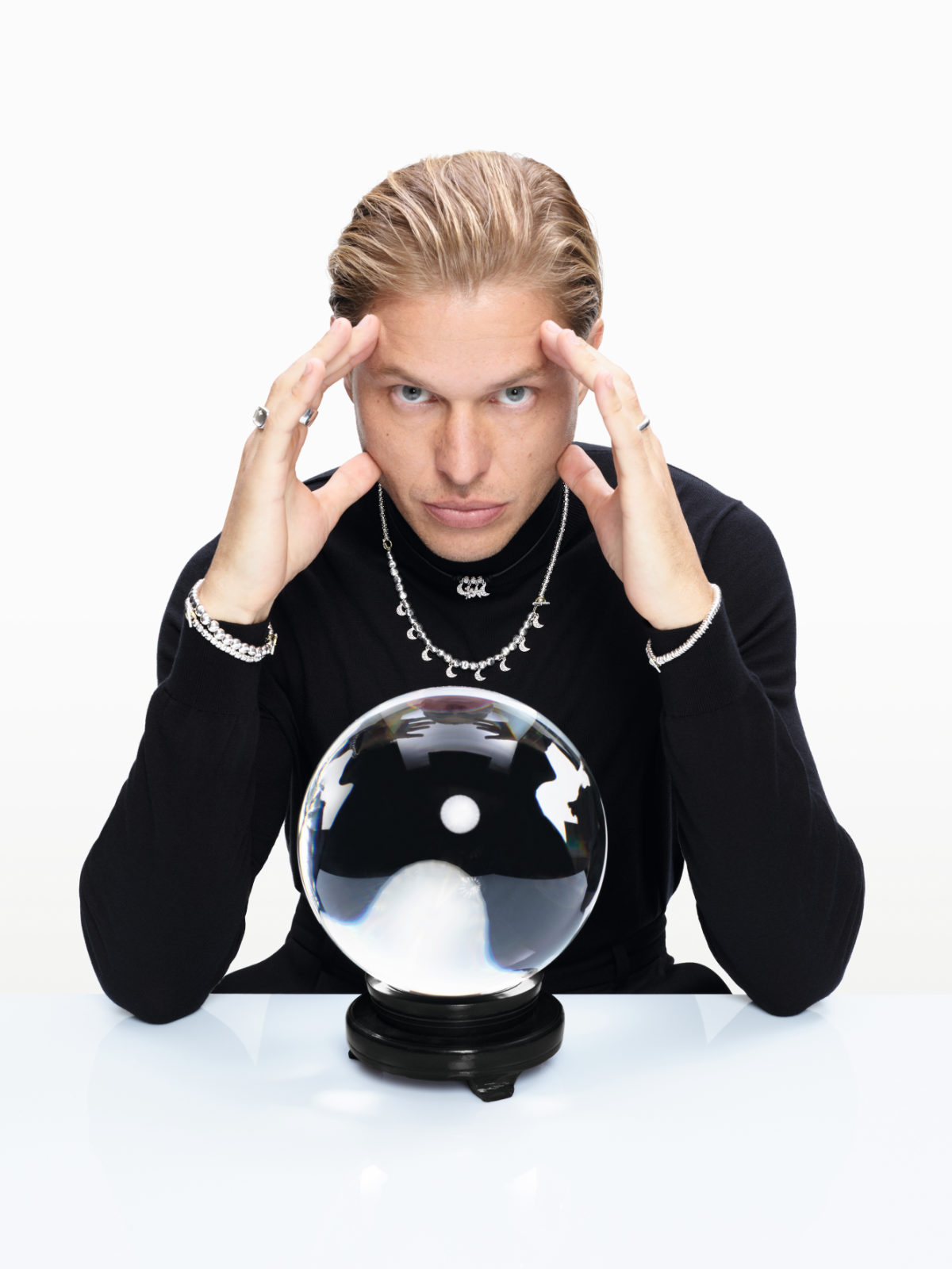 DoDo Presents “Dreamers Shoot For The Stars” — A Holiday Campaign Illuminated By Imagination