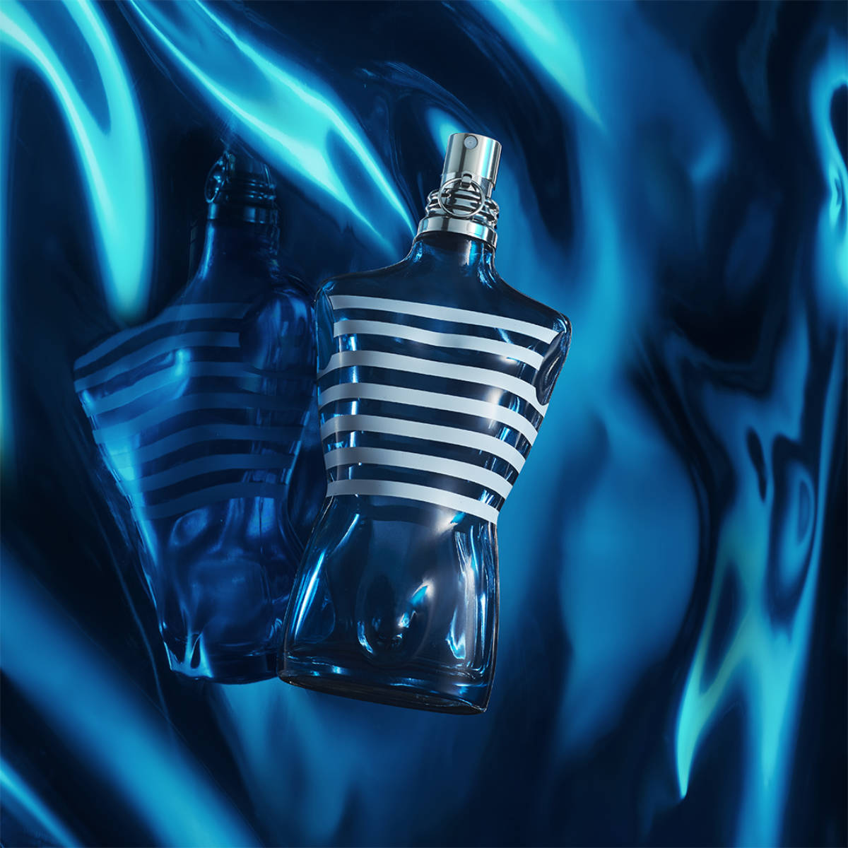 Jean Paul Gaultier präsentiert sein neues Parfüm - Le Male On Board