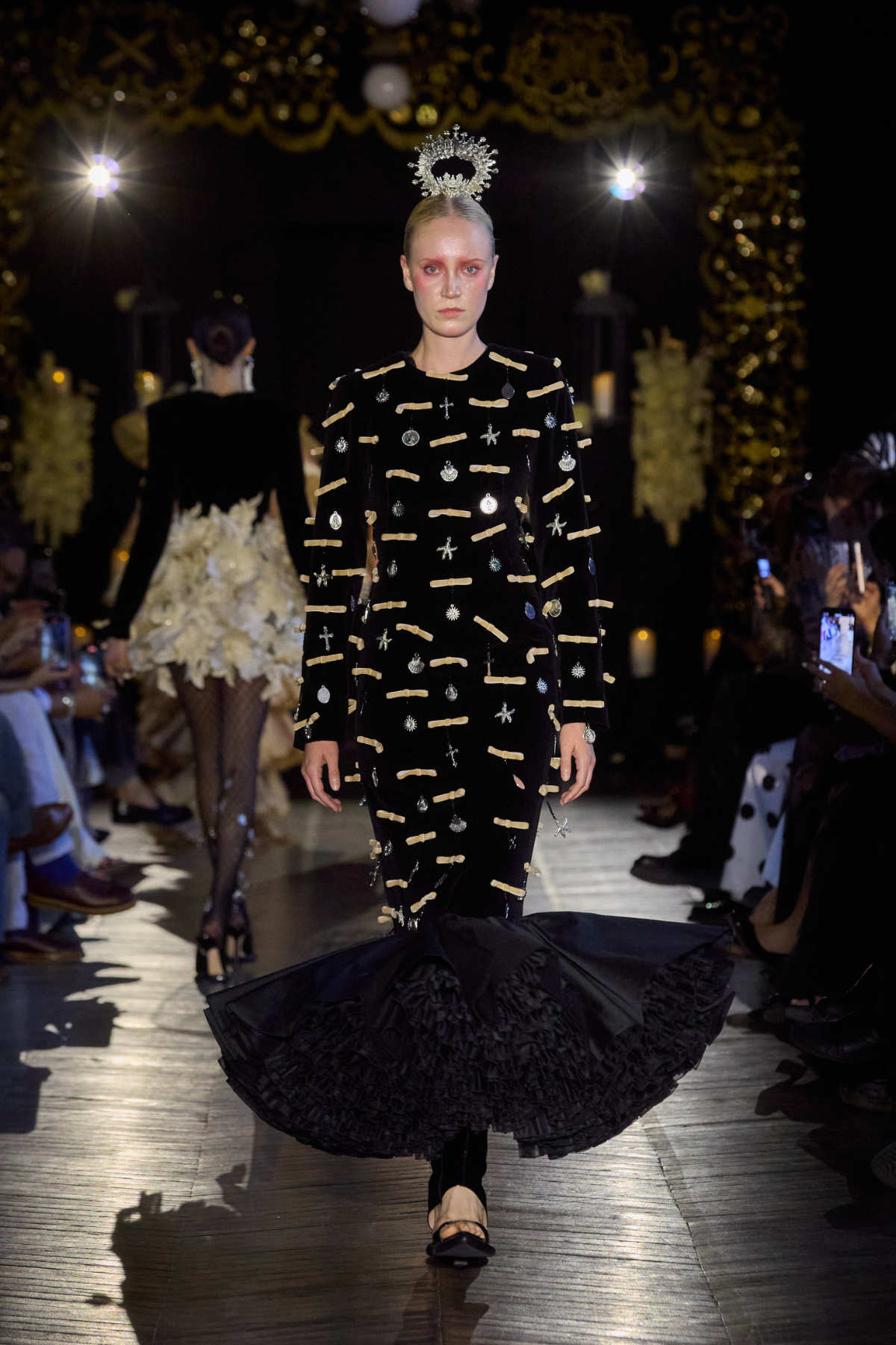 Juana Martín Presents Her New Haute Couture Fall-Winter 2025-26 Collection: Fervor
