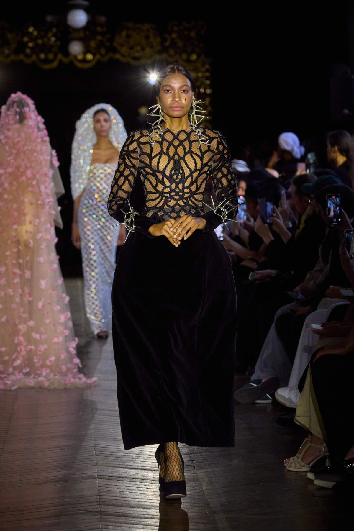 Juana Martín Presents Her New Haute Couture Fall-Winter 2025-26 Collection: Fervor