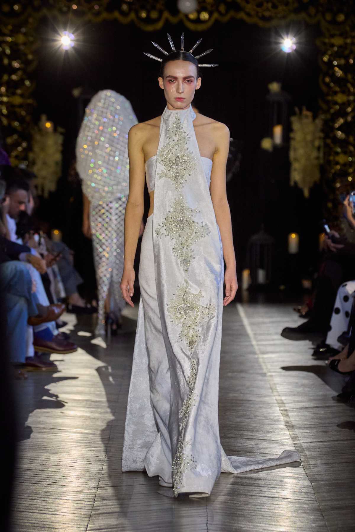 Juana Martín Presents Her New Haute Couture Fall-Winter 2025-26 Collection: Fervor