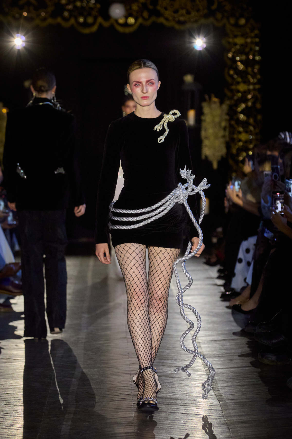 Juana Martín Presents Her New Haute Couture Fall-Winter 2025-26 Collection: Fervor