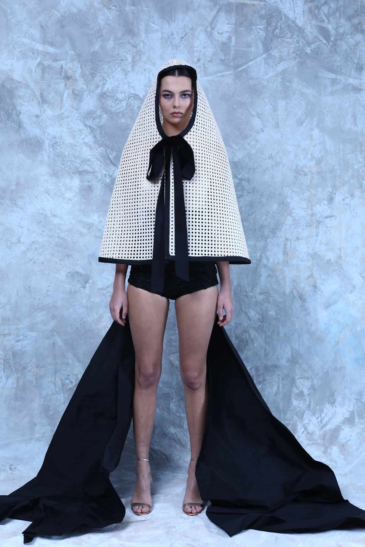 Juana Martín Presents Her New Haute Couture Spring/Summer 2024 Collection: La Rosée