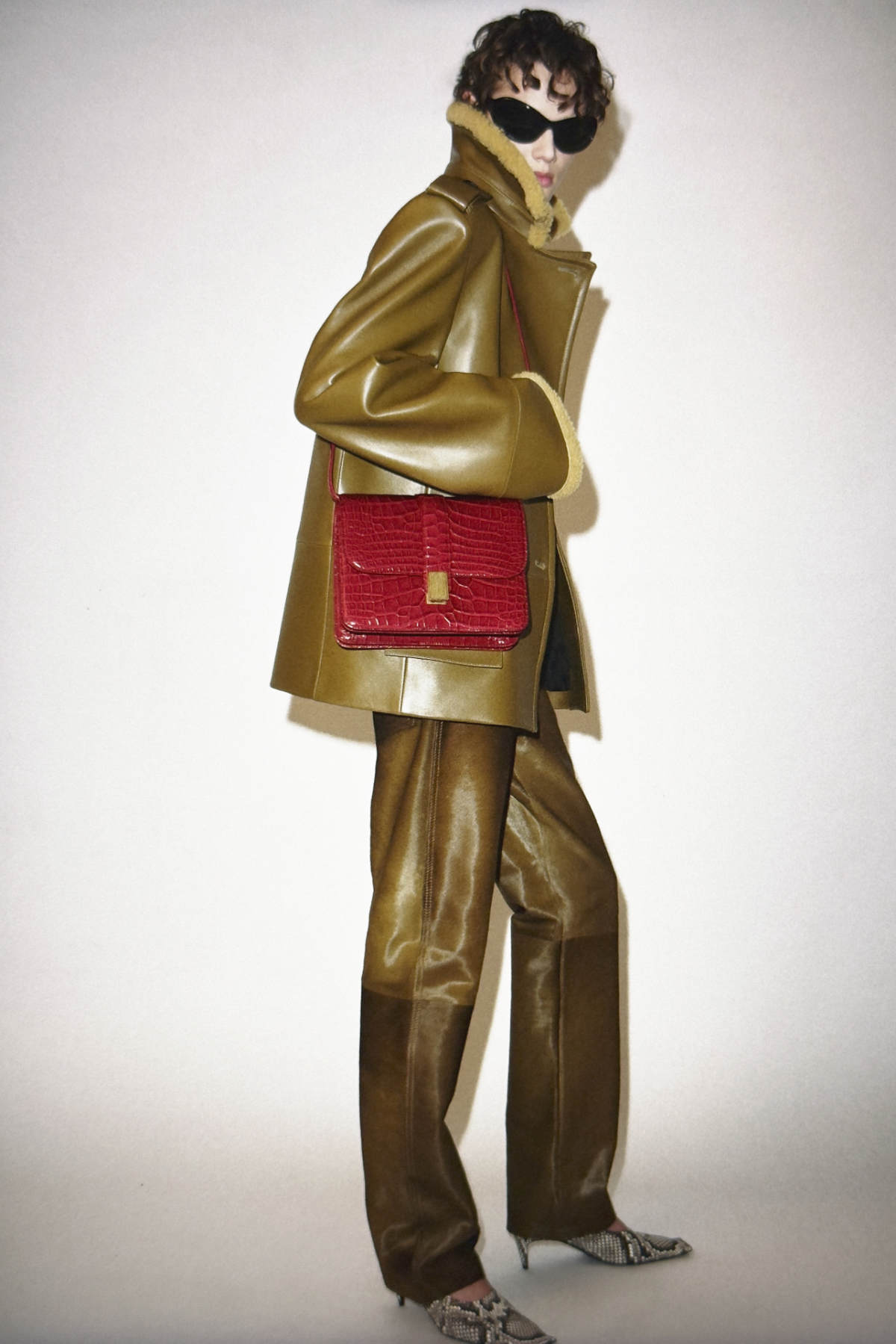 KHAITE Pre-Fall 2026: Twisted Elegance & Raw Femininity